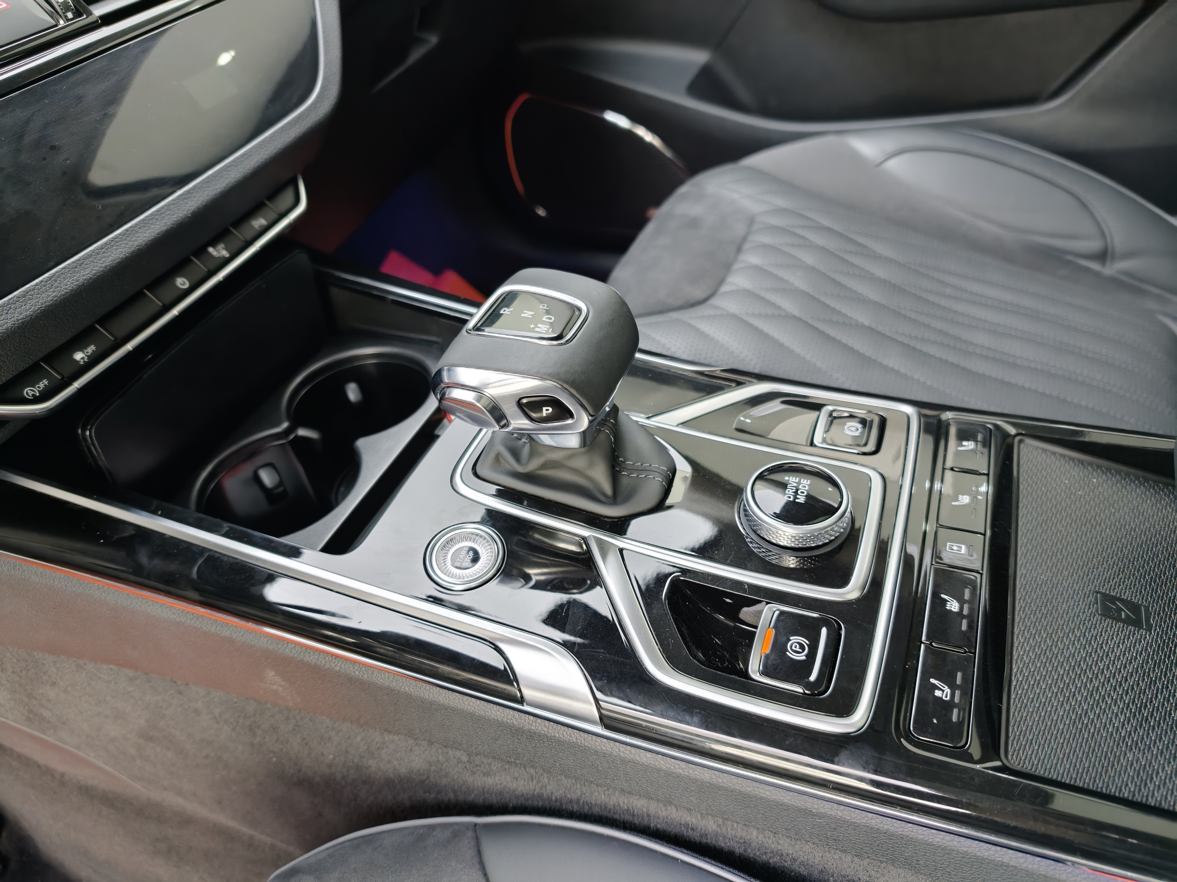 HongQi HS5 2021 car image #8