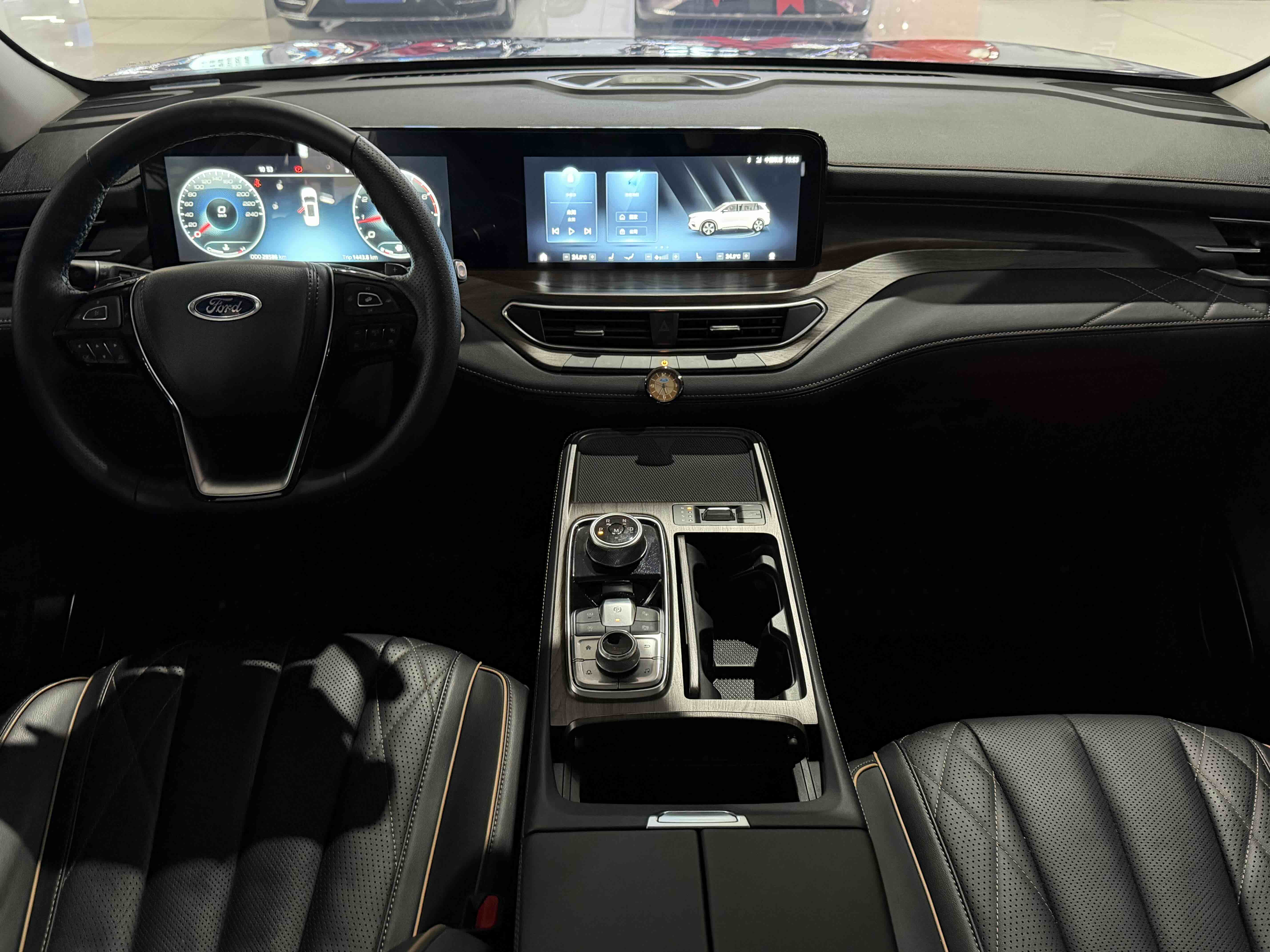 Ford Equator 2022 صورة سيارة #8