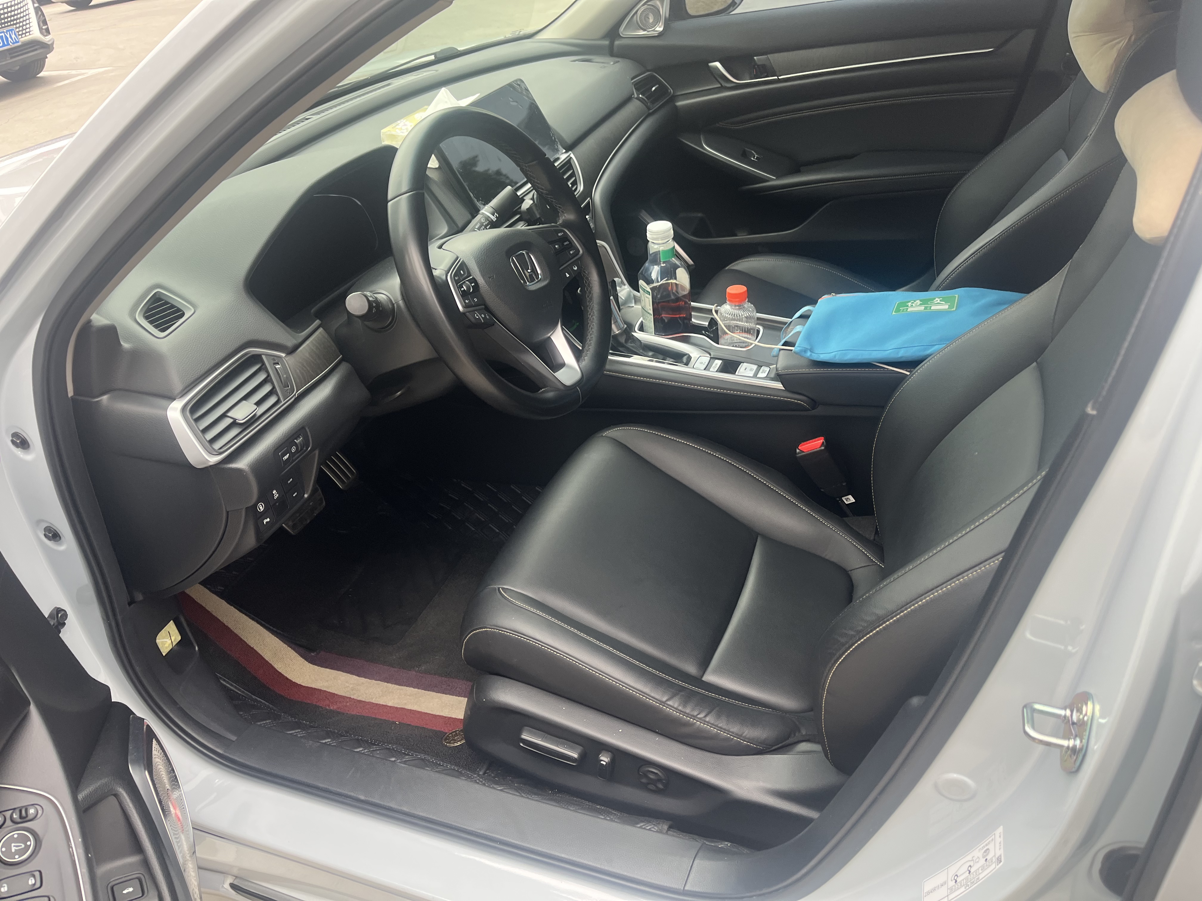 Honda Accord 2023 #8 Honda Accord 2023 car image #8