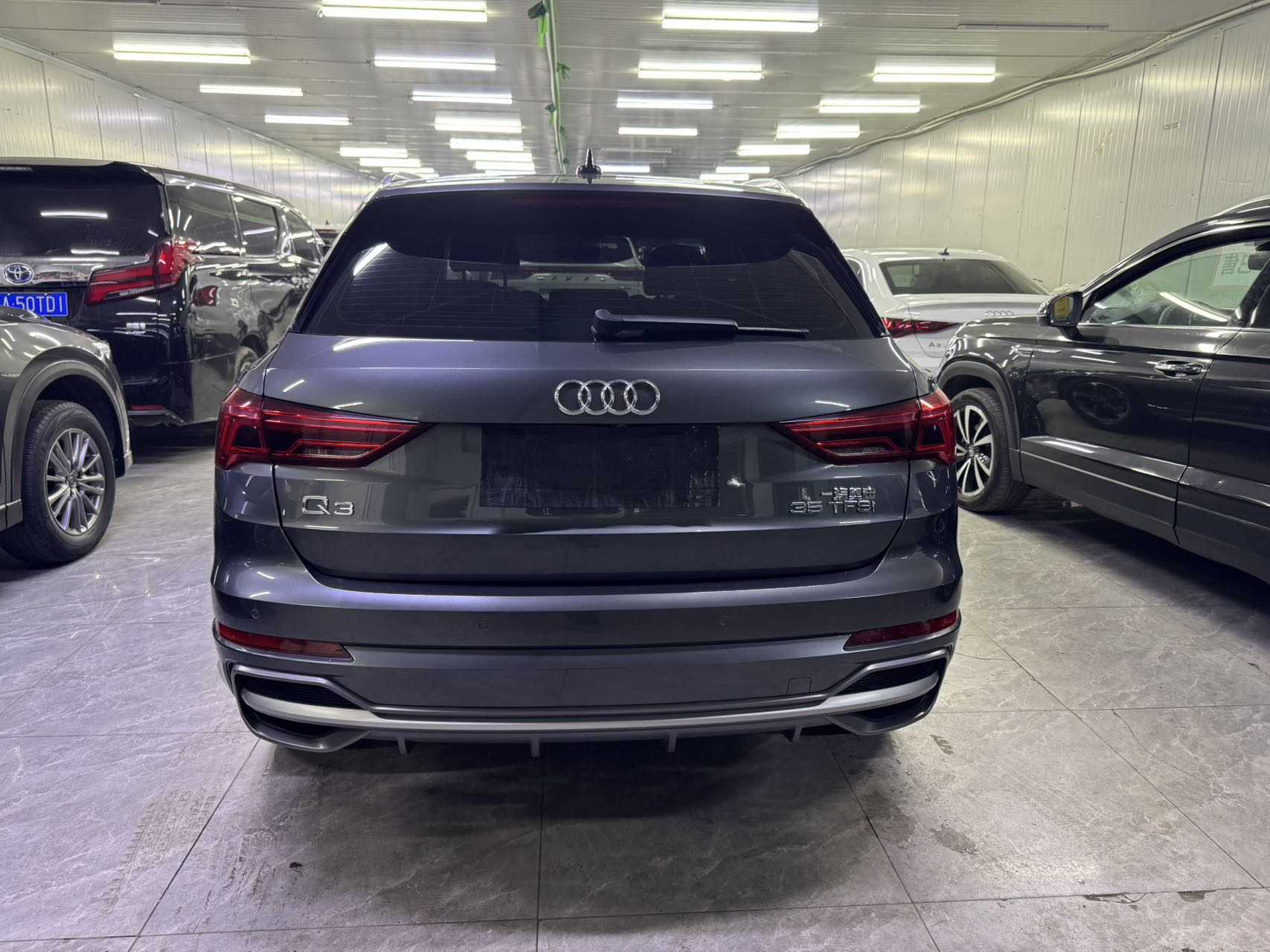 Audi Q3 2022 #8 Audi Q3 2022 car image #8
