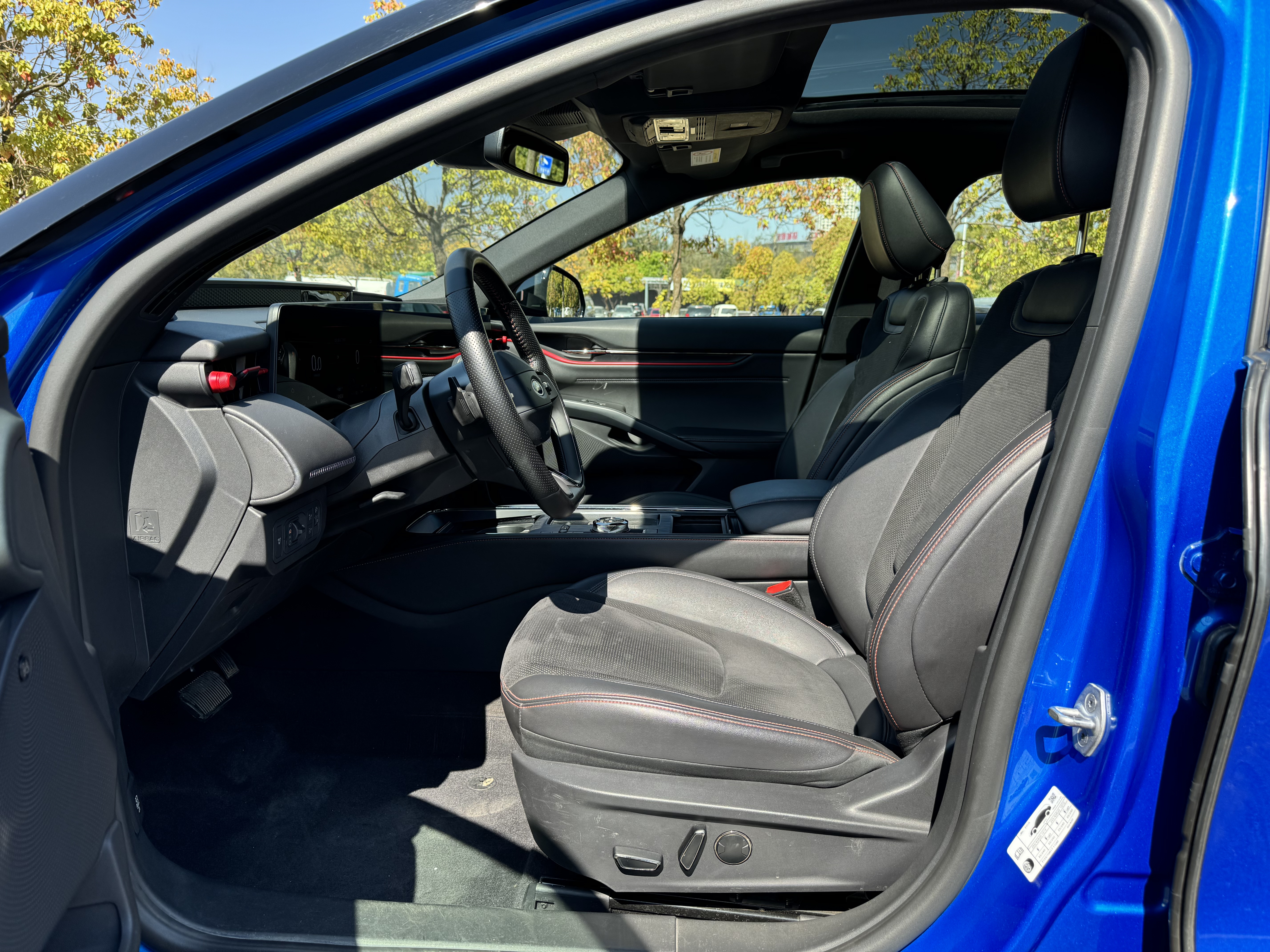 Ford Evos 2022 car image #8