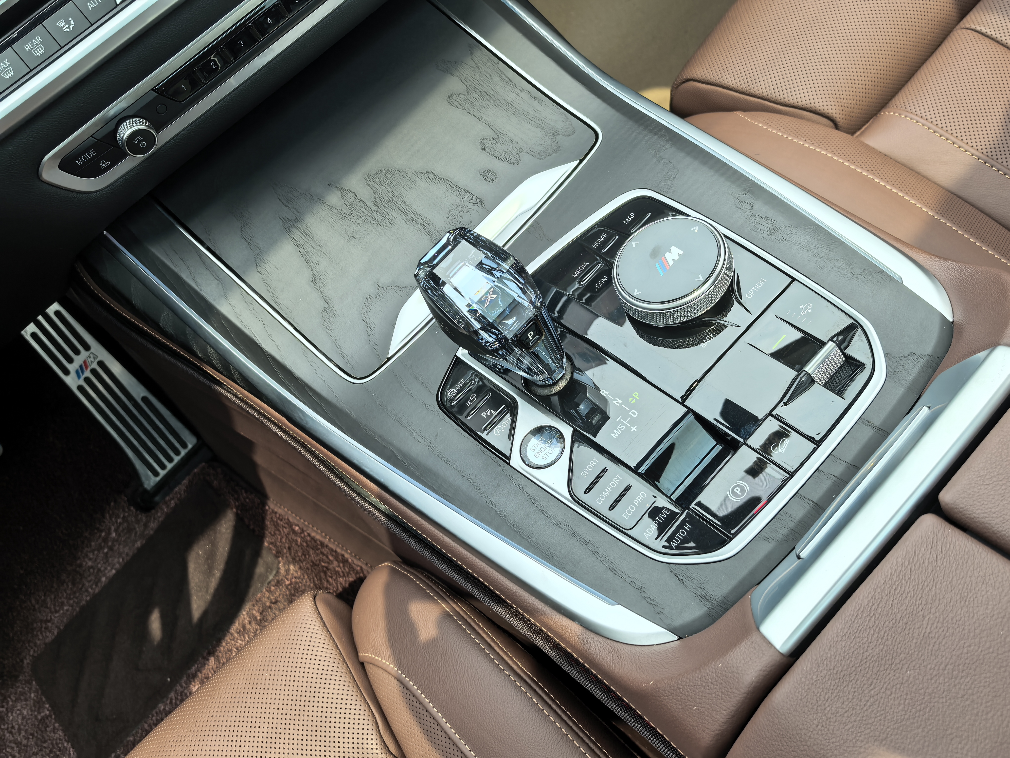 BMW X7 M60i 2021 #8 BMW X7 M60i 2021 immagine di auto #8