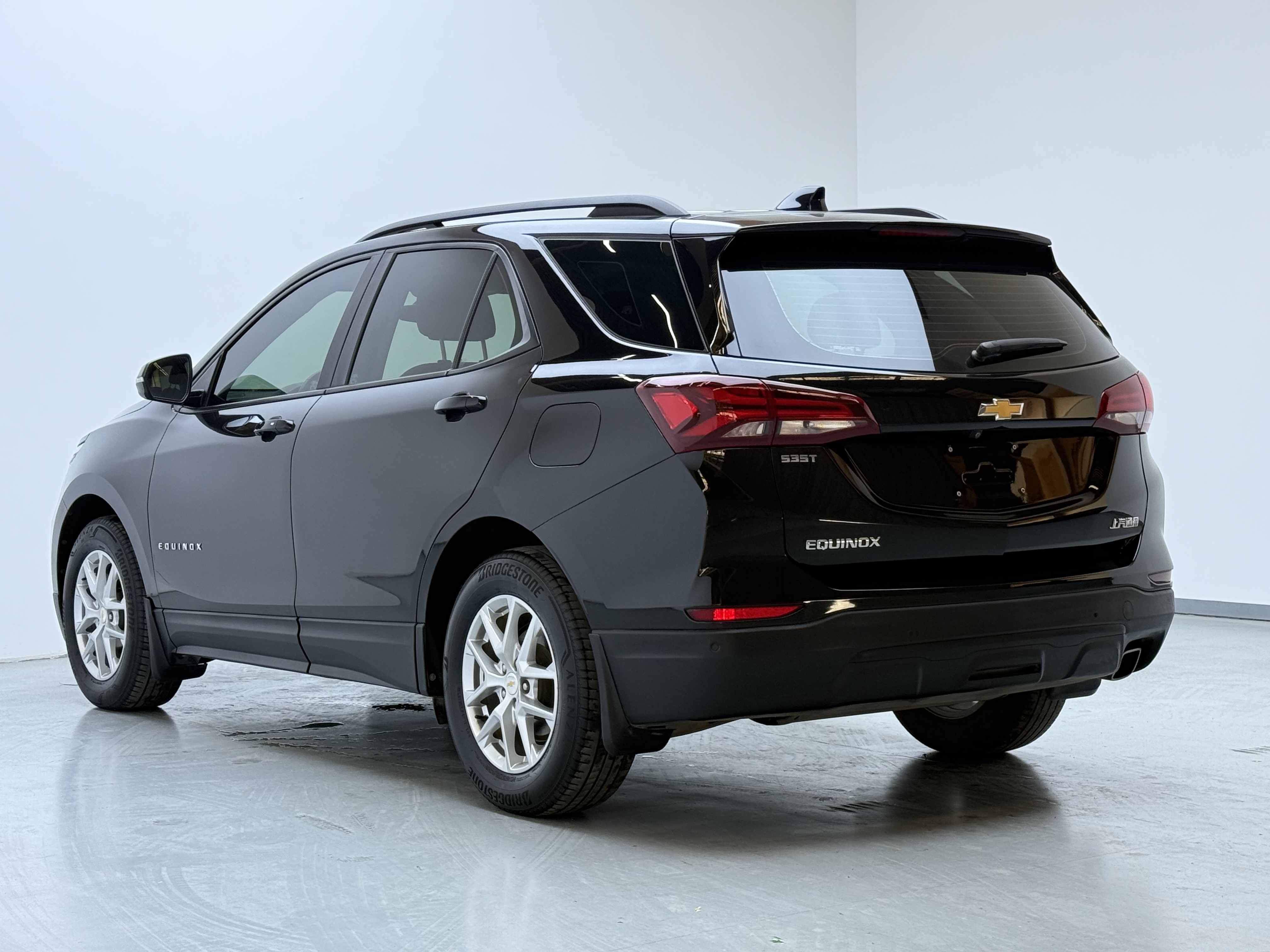 Chevrolet Equinox 2022 #8 Chevrolet Equinox 2022 car image #8