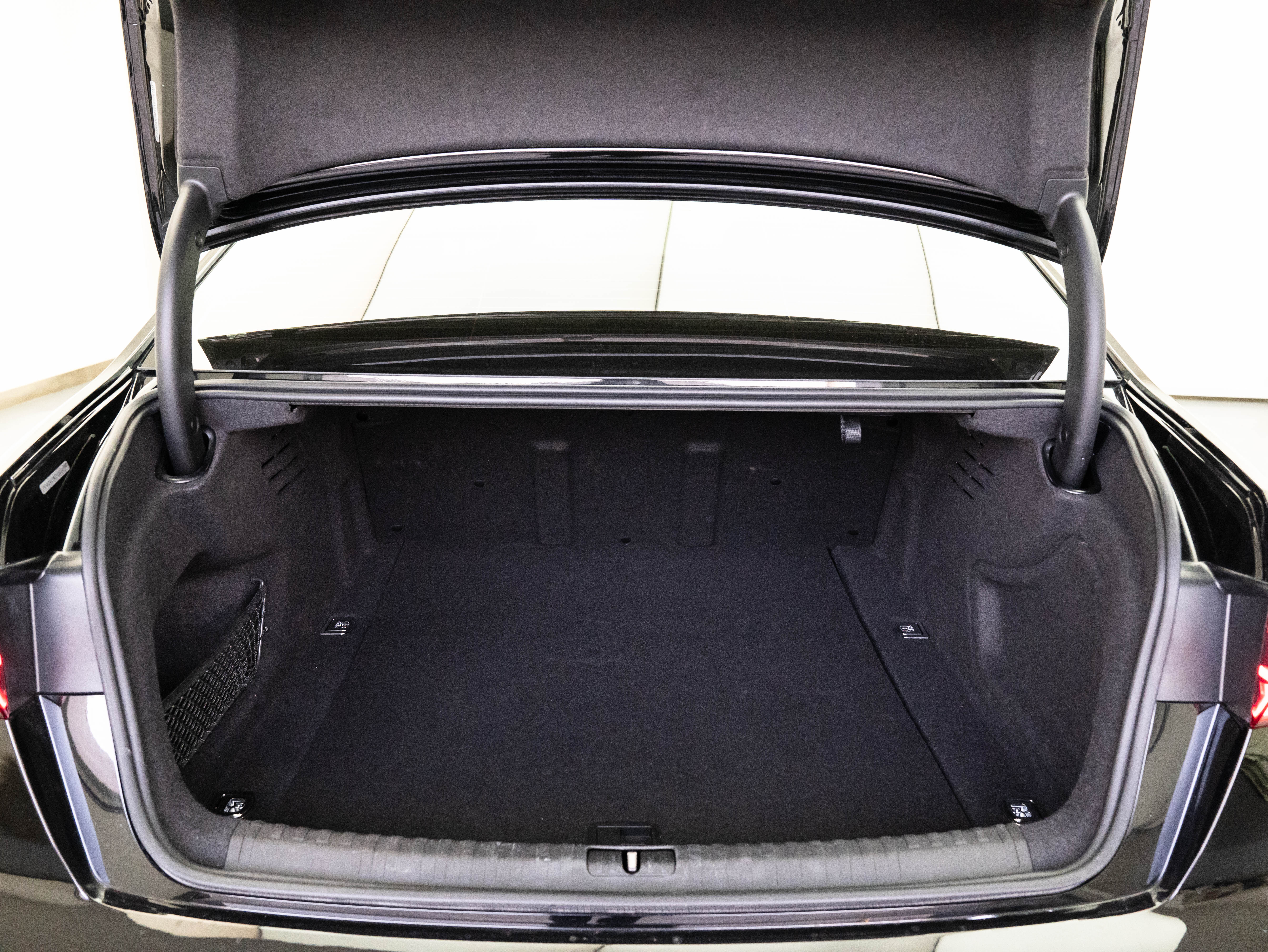 Audi A6L 2022 car image #8