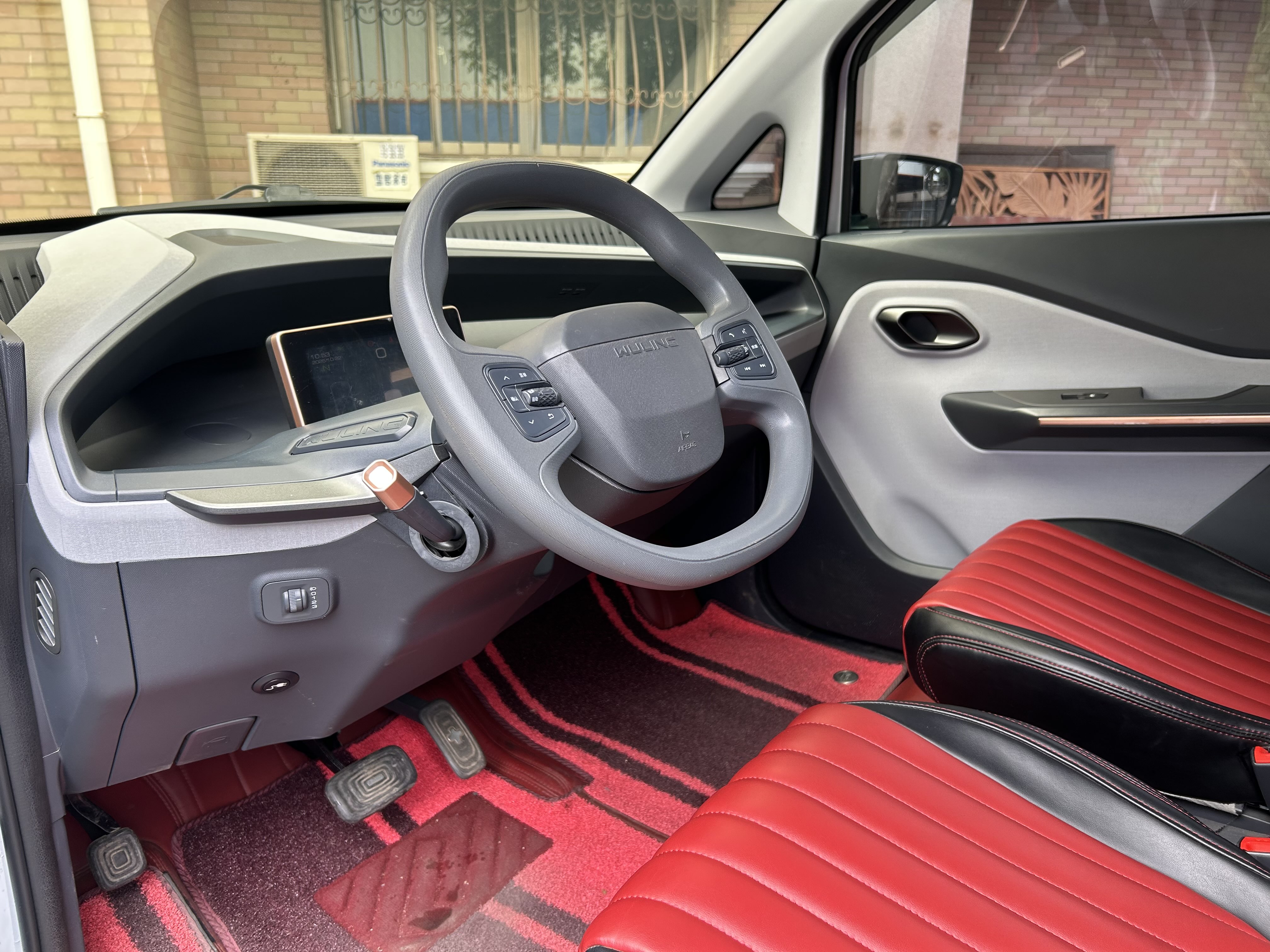 Wuling Nano EV 2022 #8 Wuling Nano EV 2022 car image #8