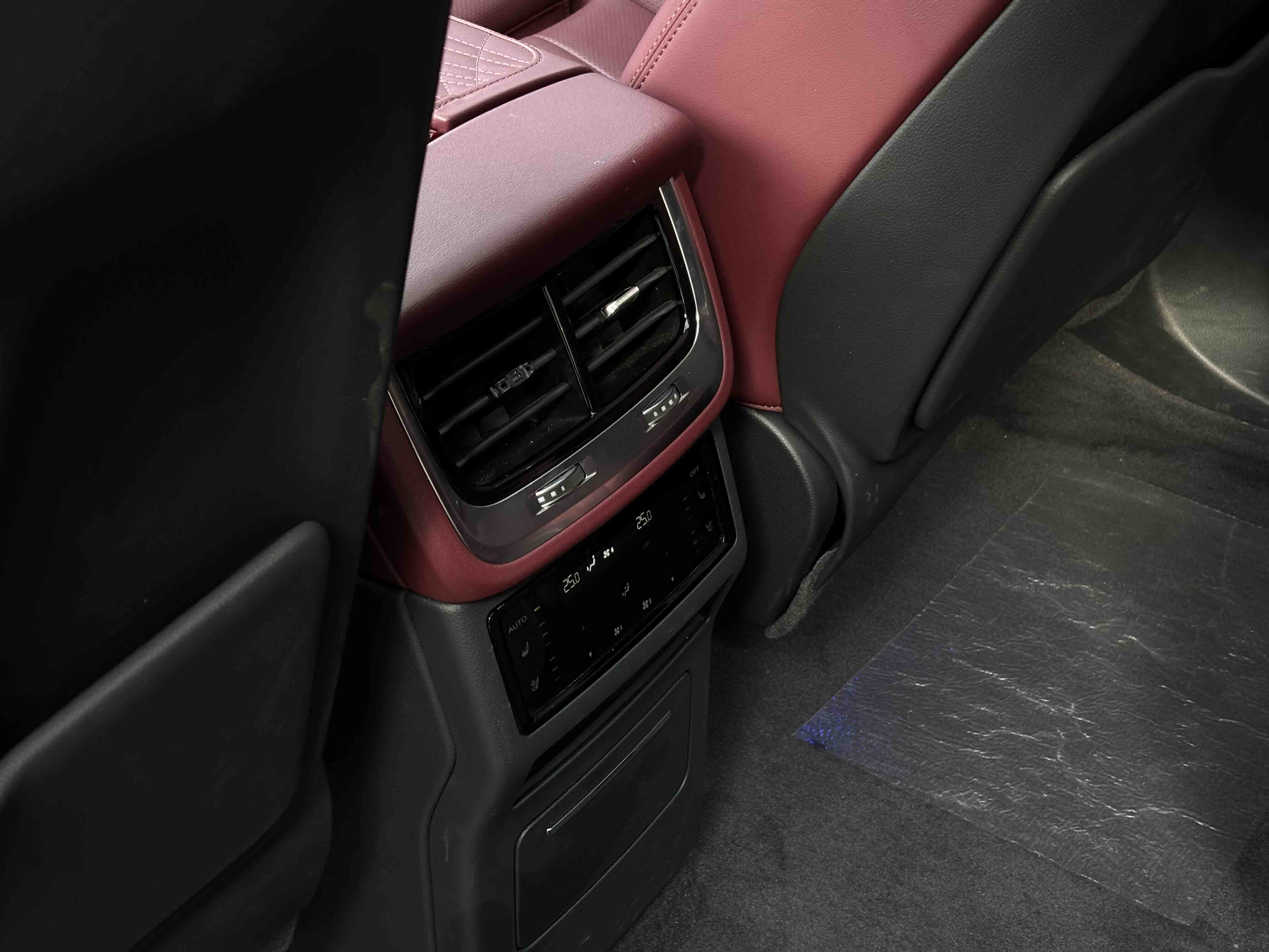 HongQi E-HS9 2023 изображение автомобиля #8