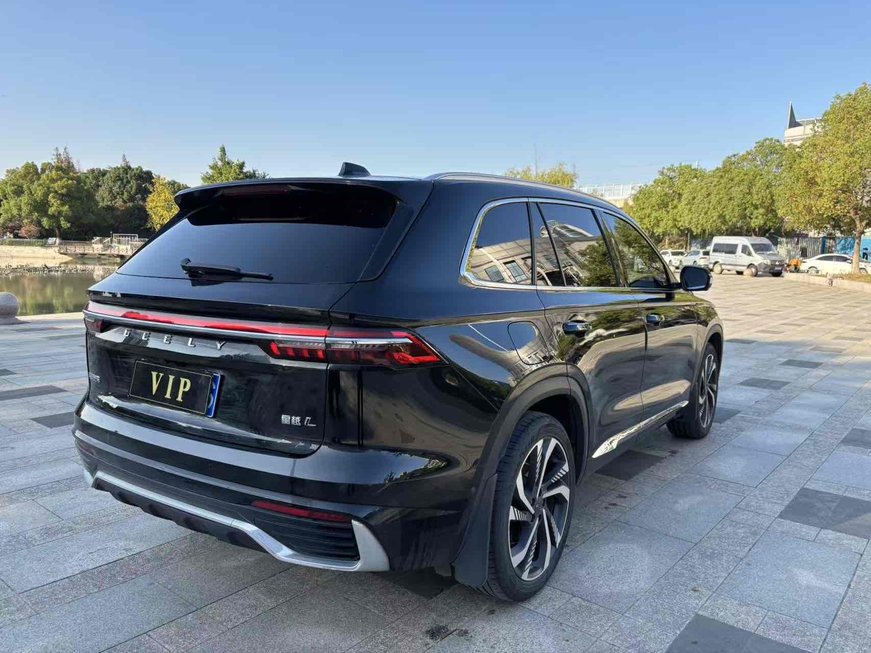 GEELY Tugella 2022 car image #8