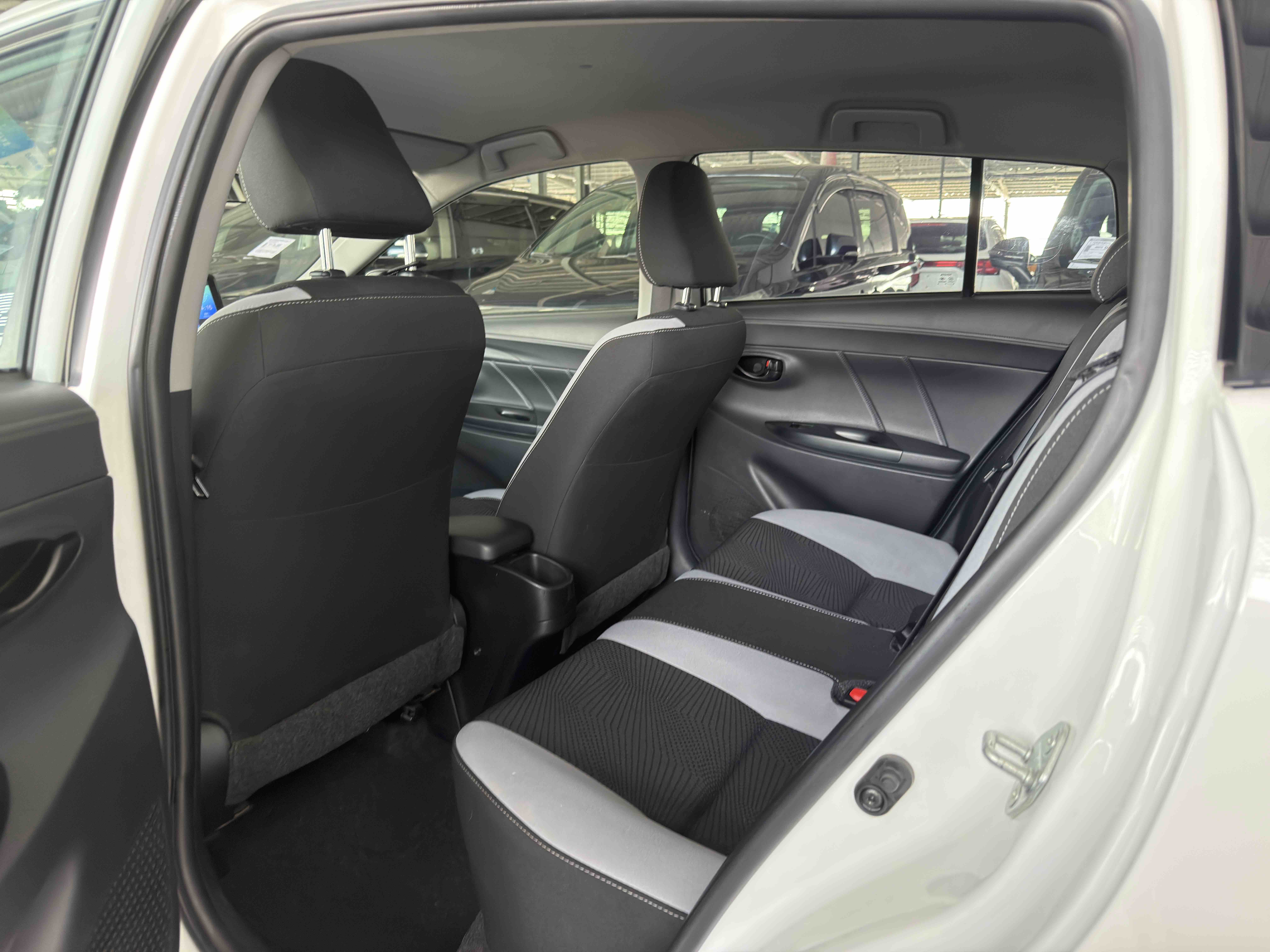 Toyota Yaris L Zhixuan 2022 immagine di auto #8