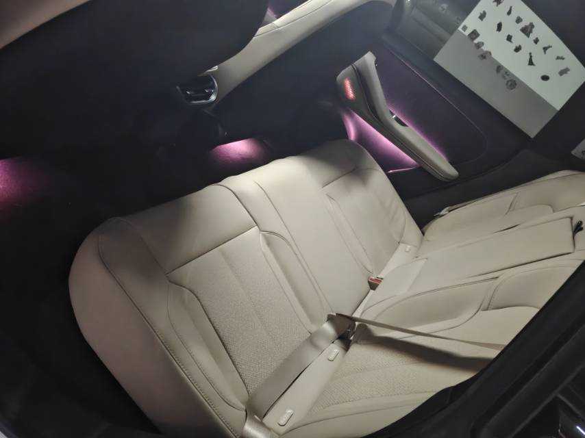NIO ET5 2023 car image #8