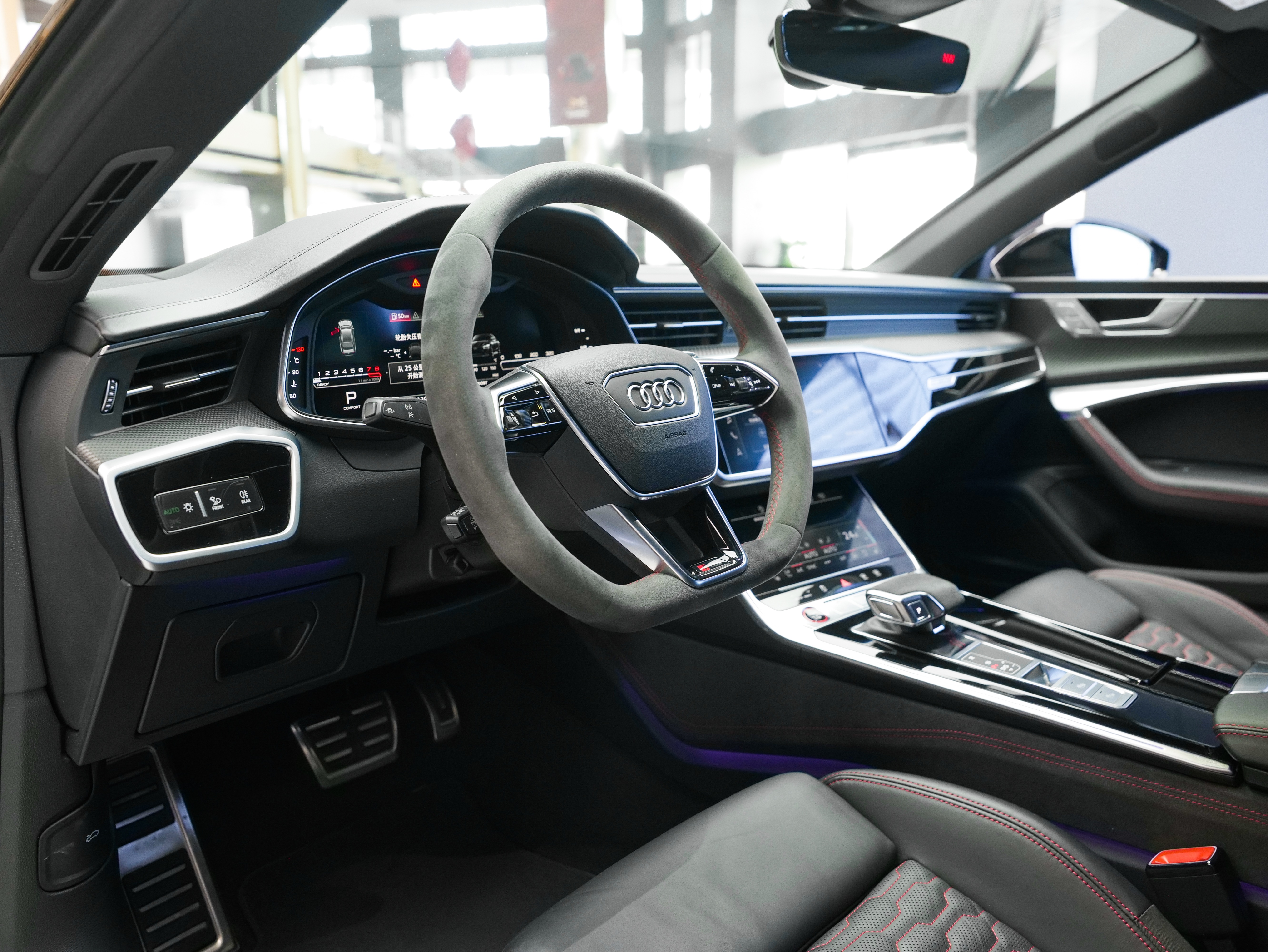 Audi RS 7 2023 car image #8