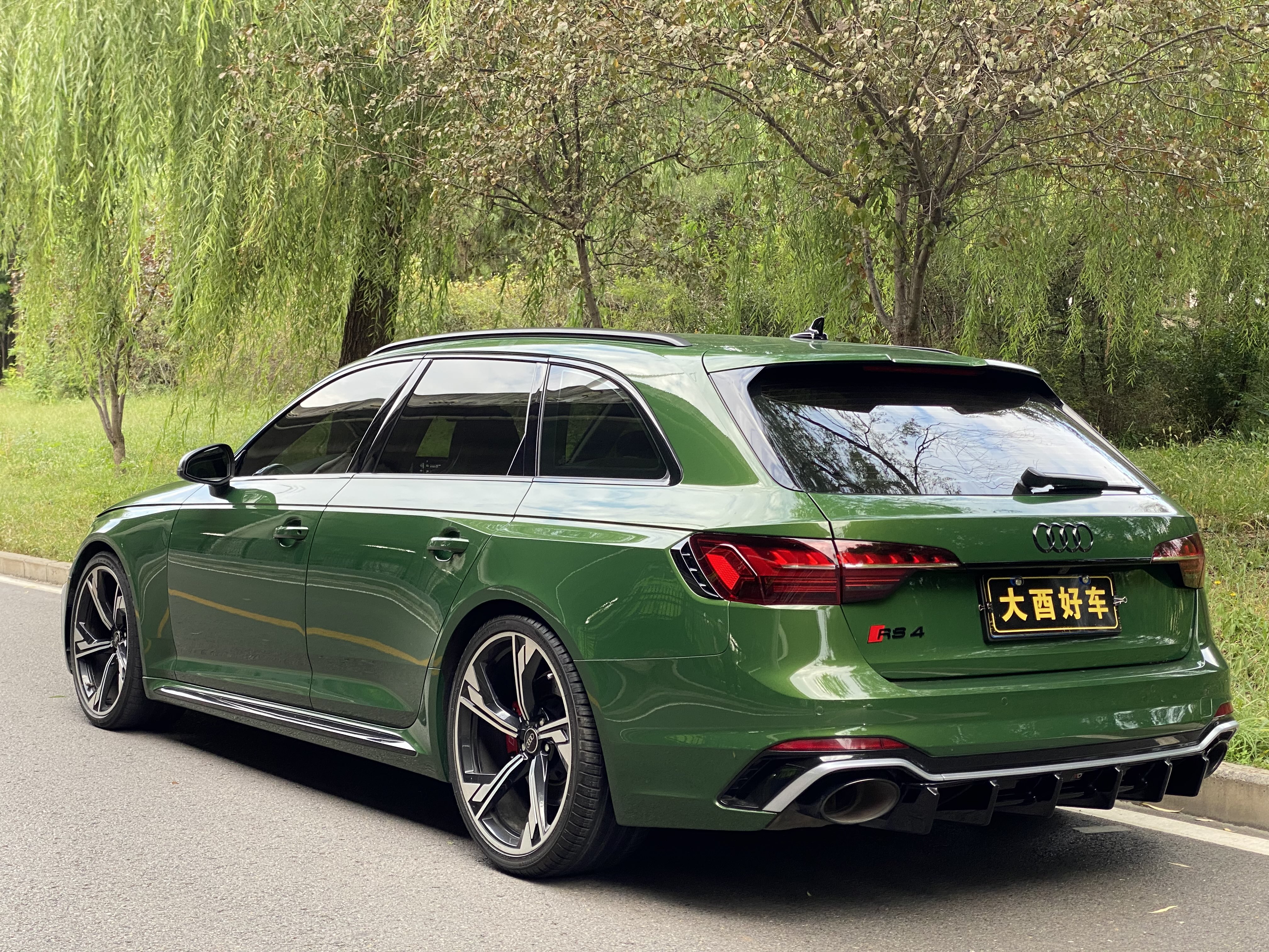 Audi RS 4 2022 #8 Audi RS 4 2022 car image #8