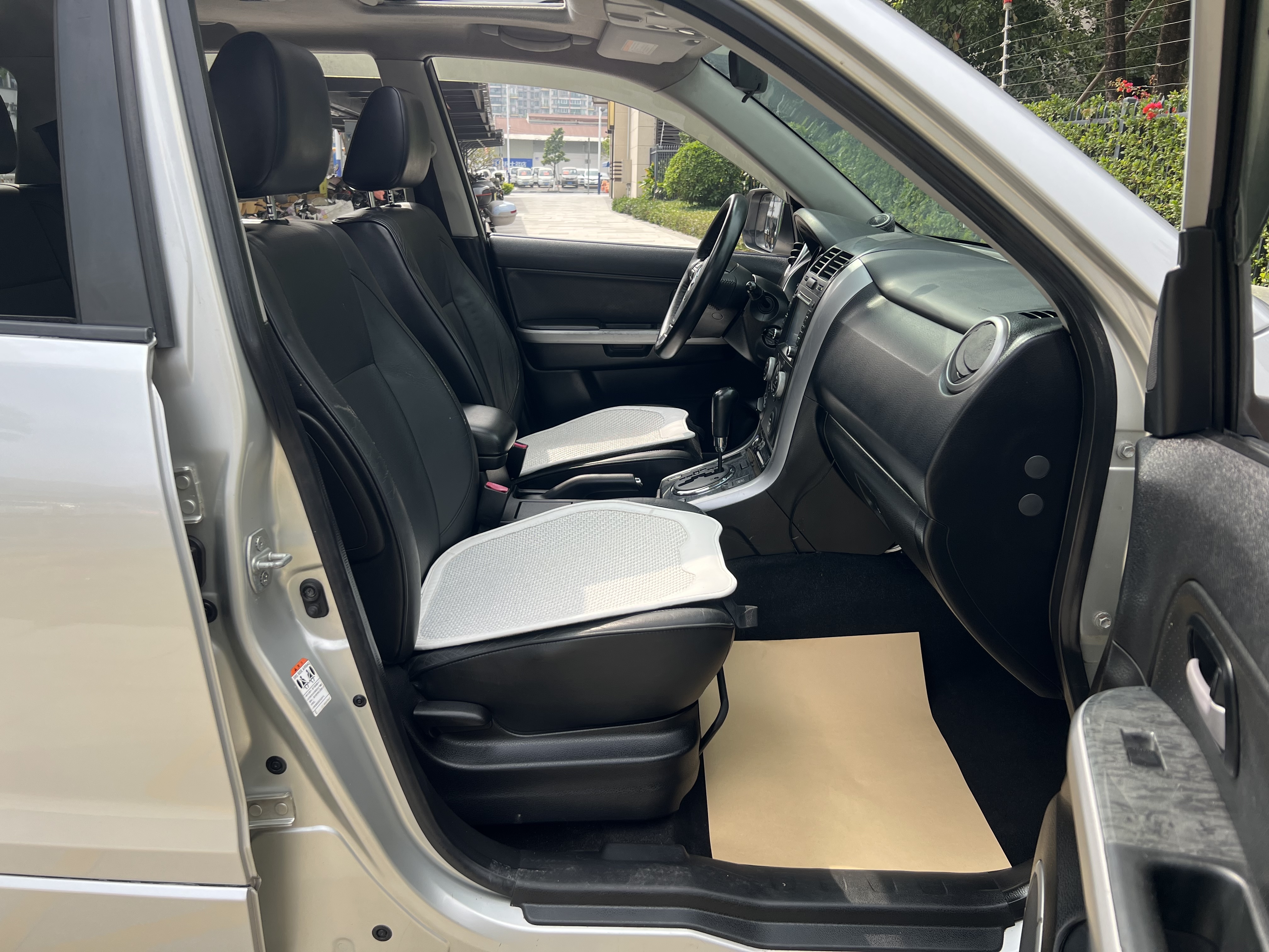 铃木 超级维特拉 2009 汽车图片 #8