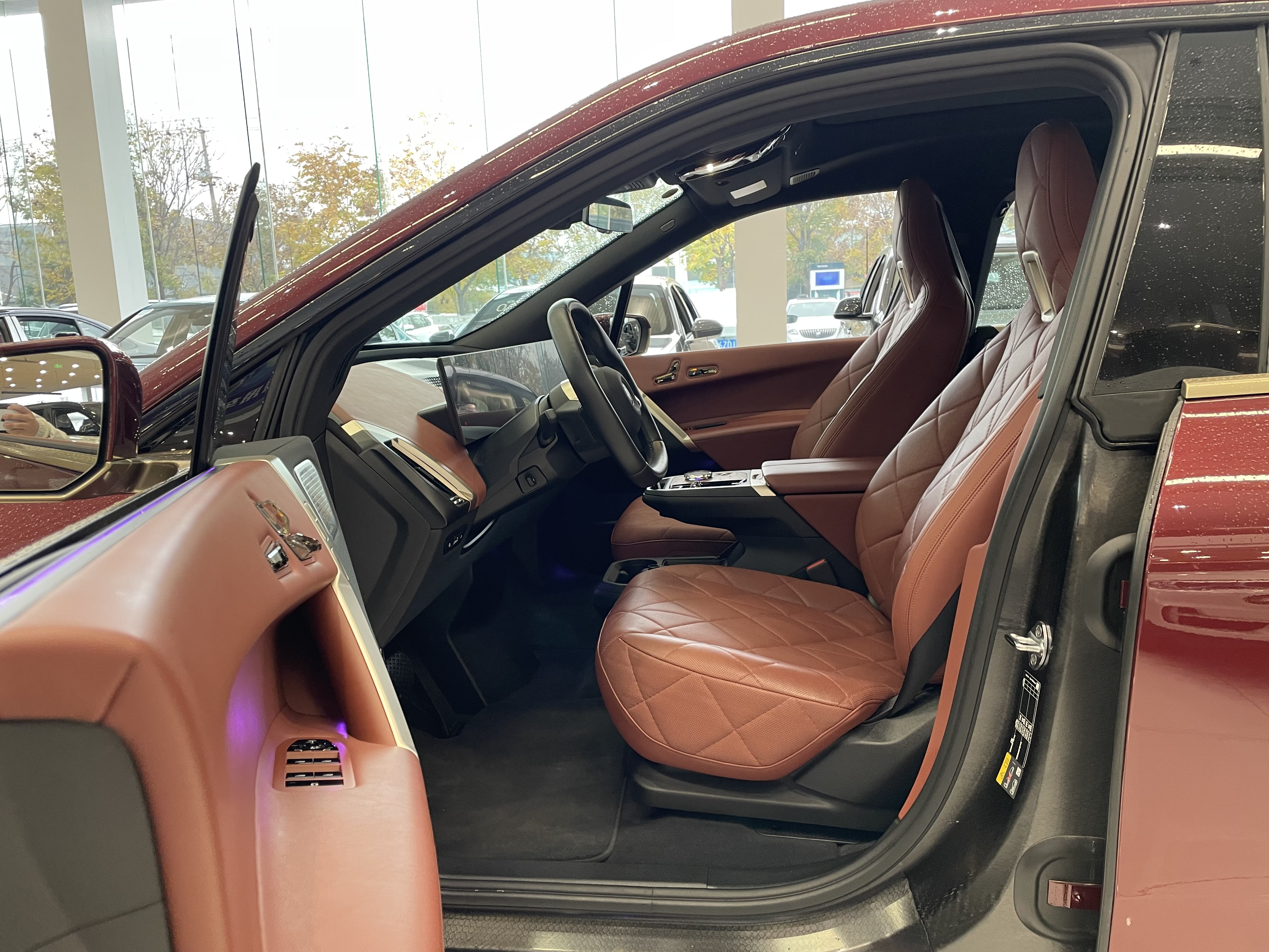 BMW iX M60 2023 car image #8