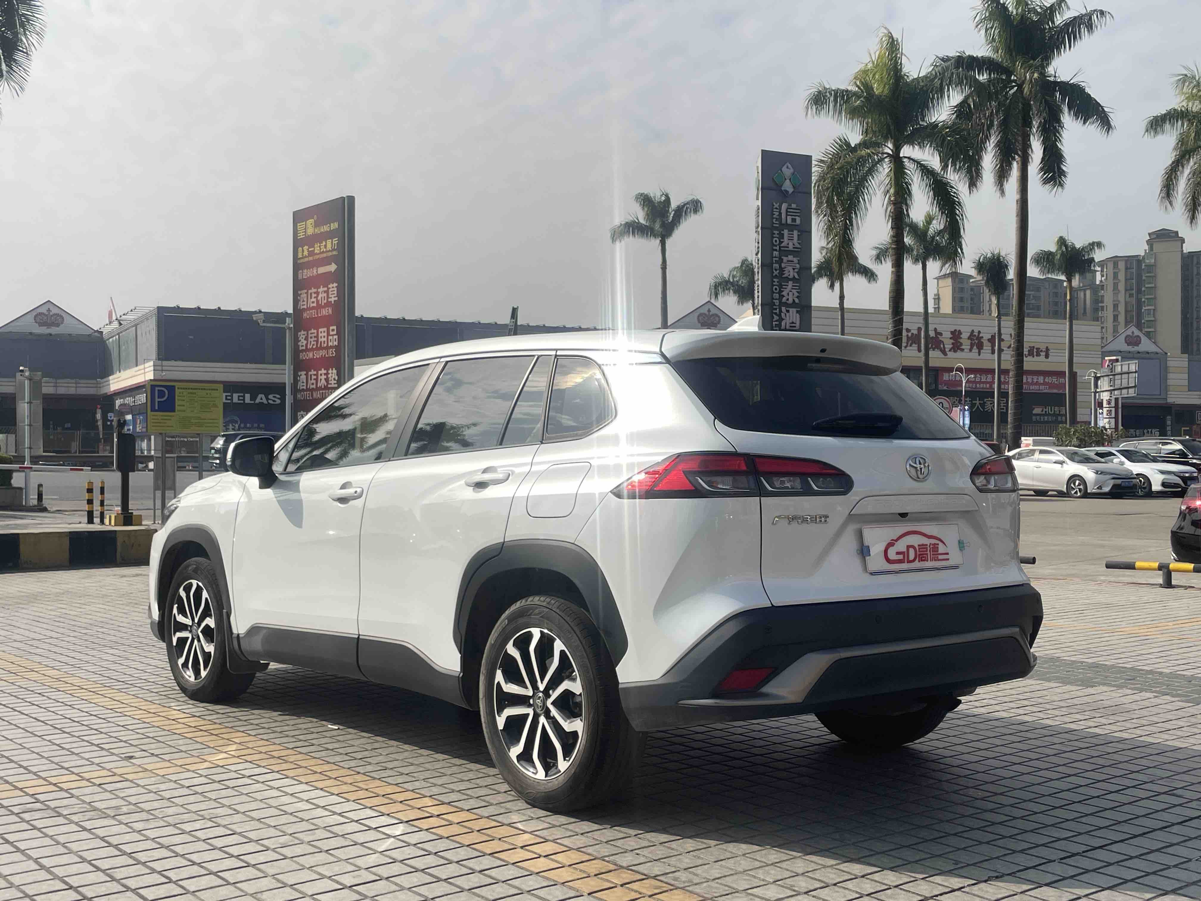 丰田 锋兰达 2022 汽车图片 #8