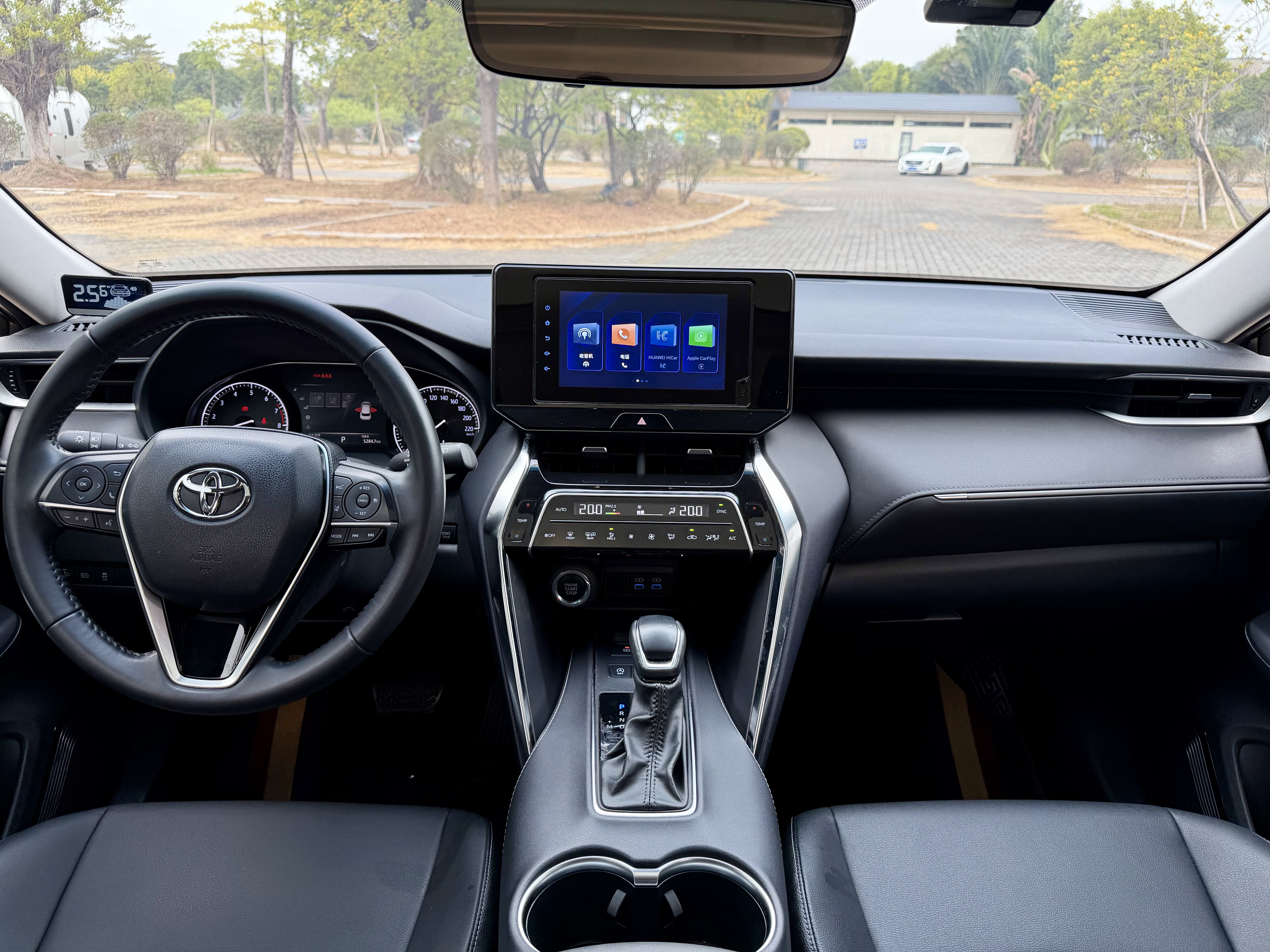 Toyota Venza 2023 immagine di auto #8