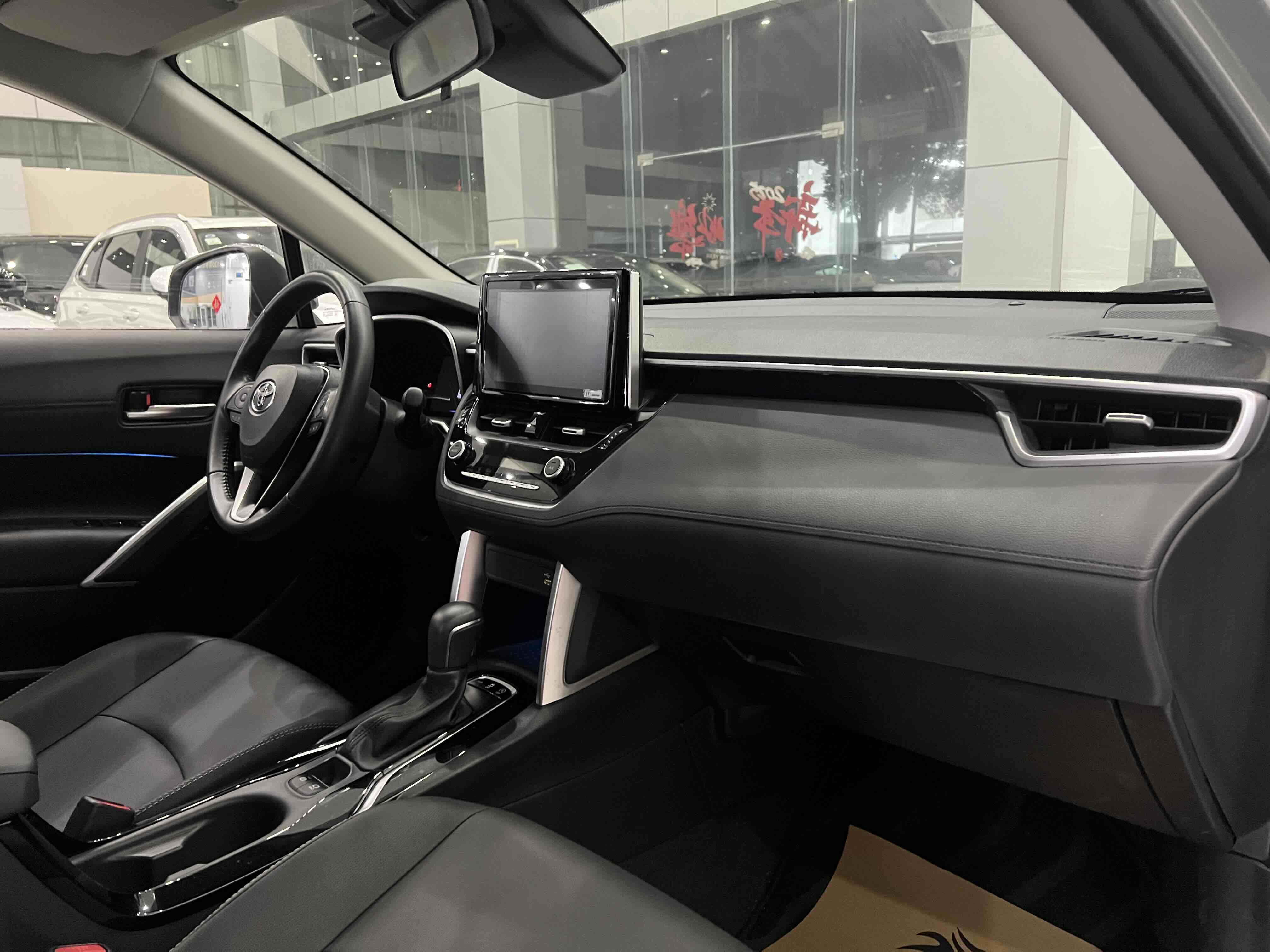 Toyota Corolla Cross 2022 #8 Toyota Corolla Cross 2022 car image #8