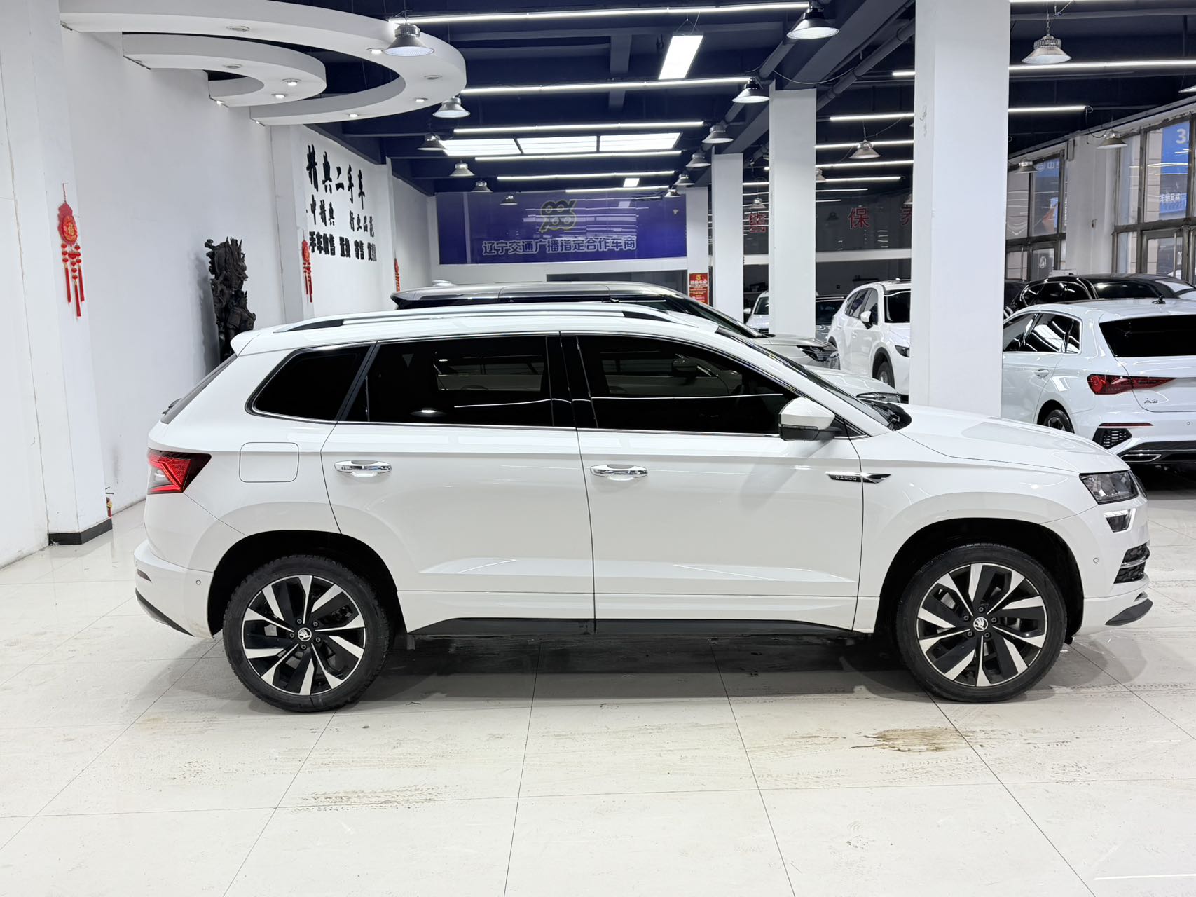 Skoda Karoq 2022 изображение автомобиля #8