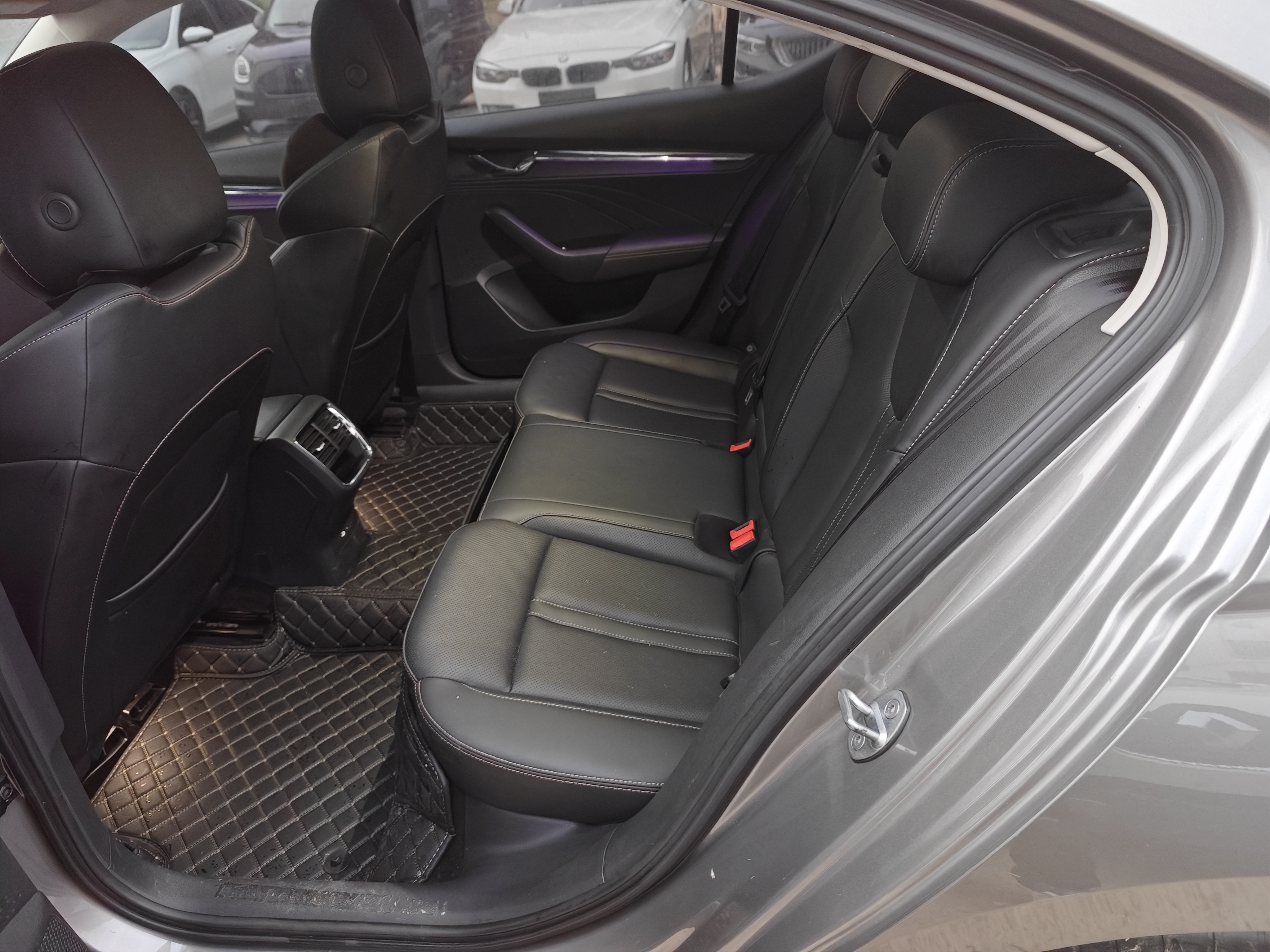 Skoda Octavia 2022 car image #8