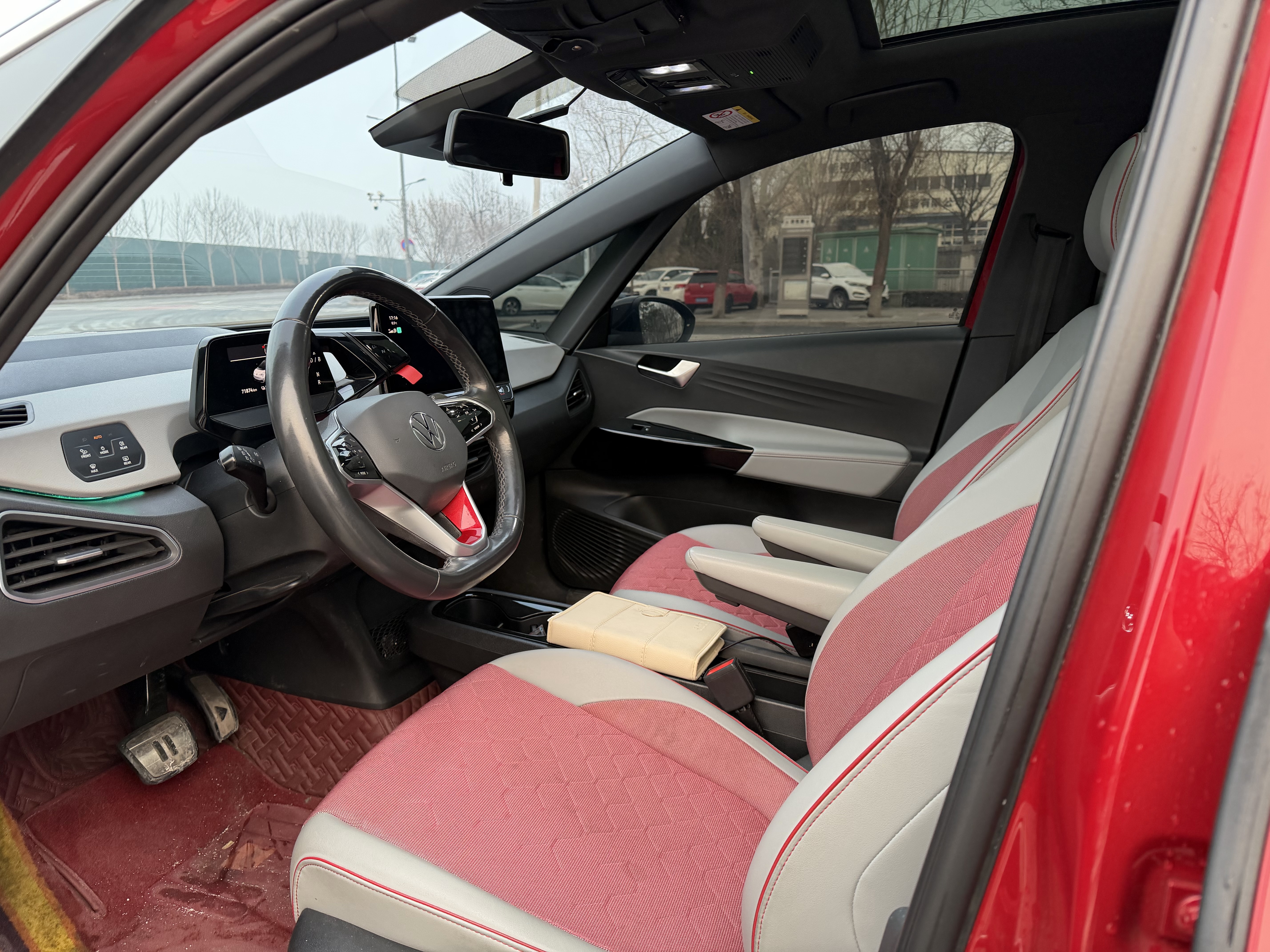 Volkswagen ID.3 2022 car image #8