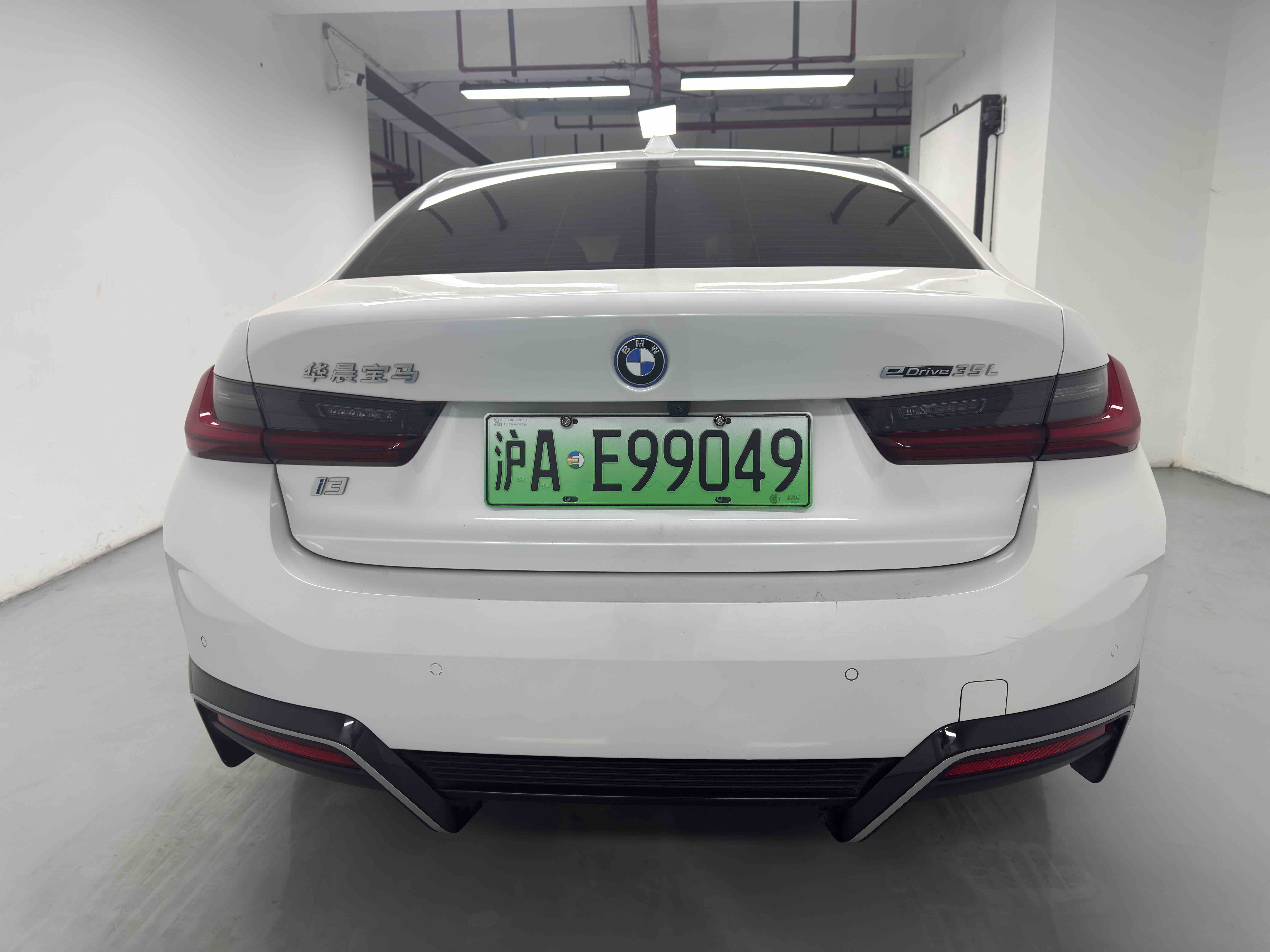 BMW i3 2023 #8 BMW i3 2023 car image #8
