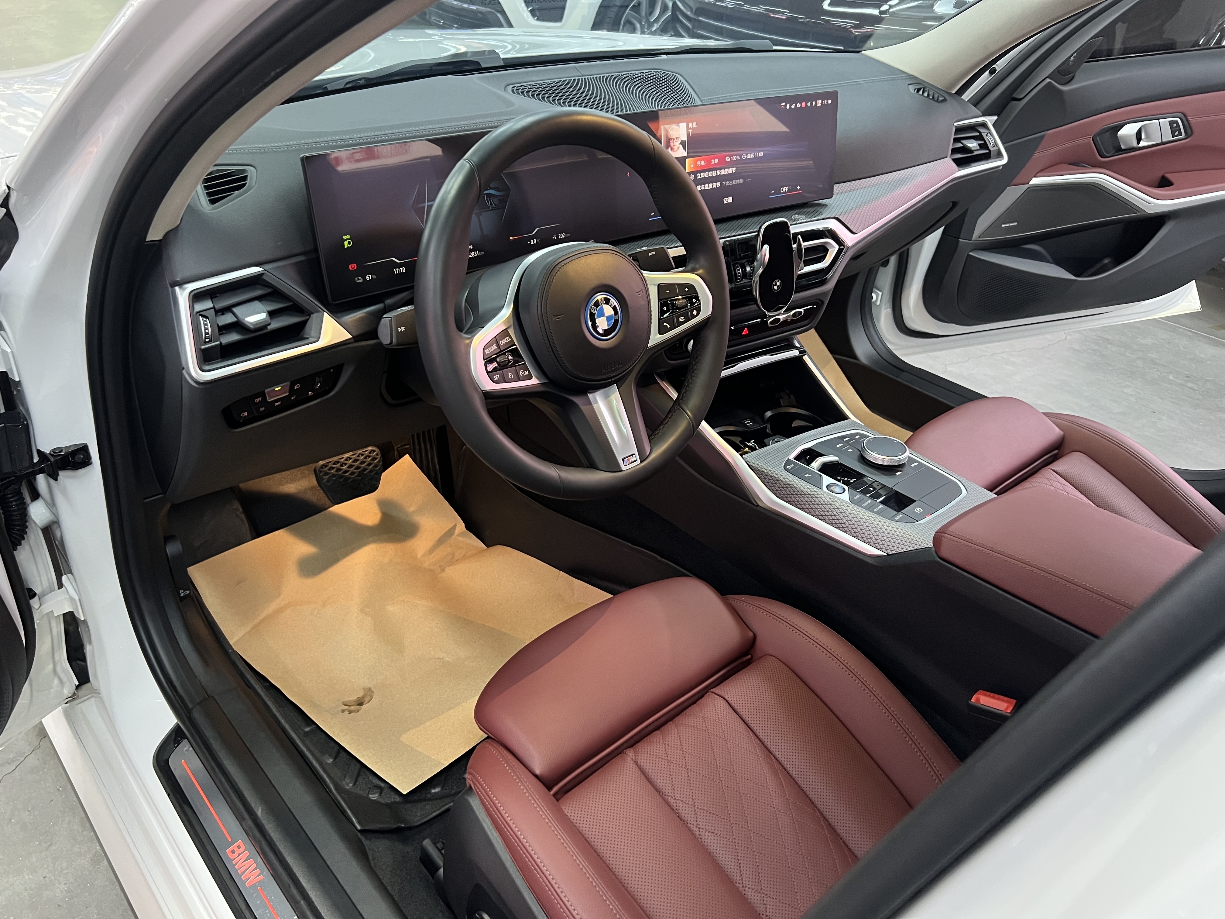 BMW i3 2023 #8 BMW i3 2023 car image #8