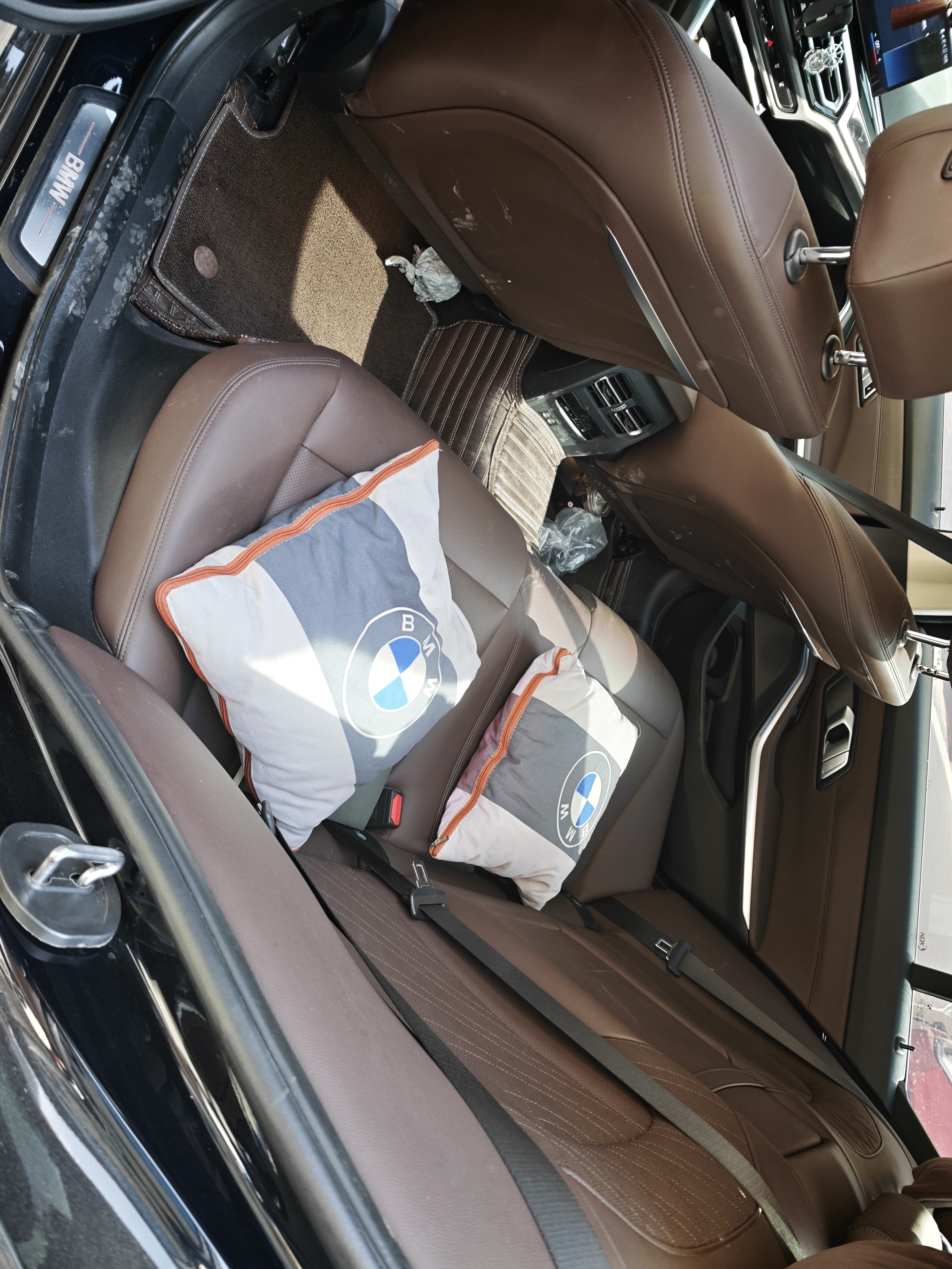 BMW i3 2023 car image #8