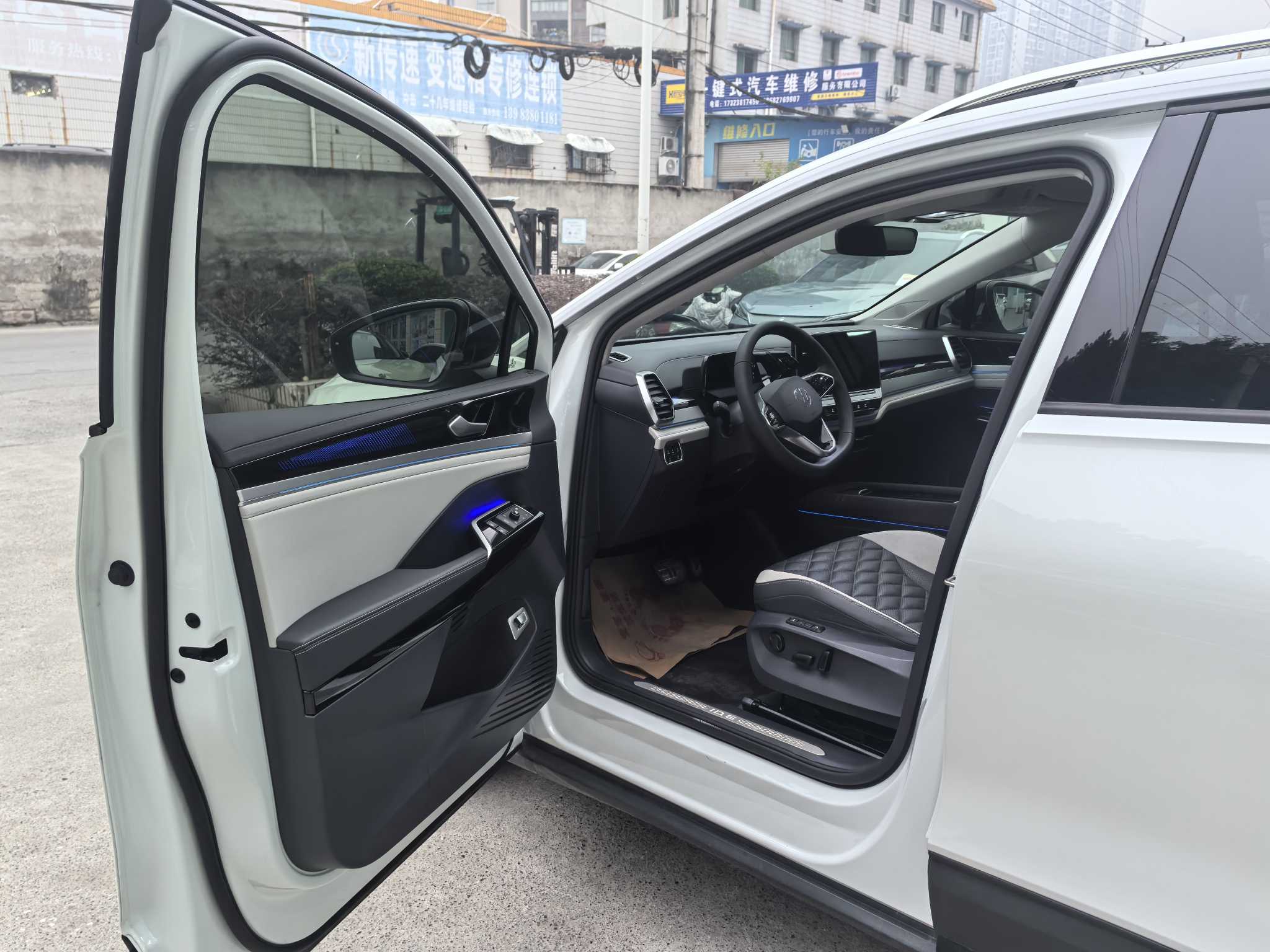 Volkswagen ID.6 Crozz 2022 #8 Volkswagen ID.6 Crozz 2022 immagine di auto #8