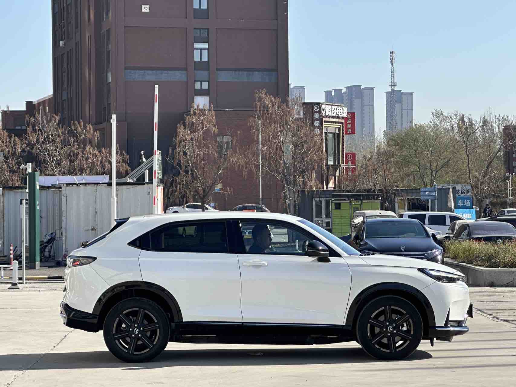 Honda e:NS1 2023 #8 Honda e:NS1 2023 car image #8