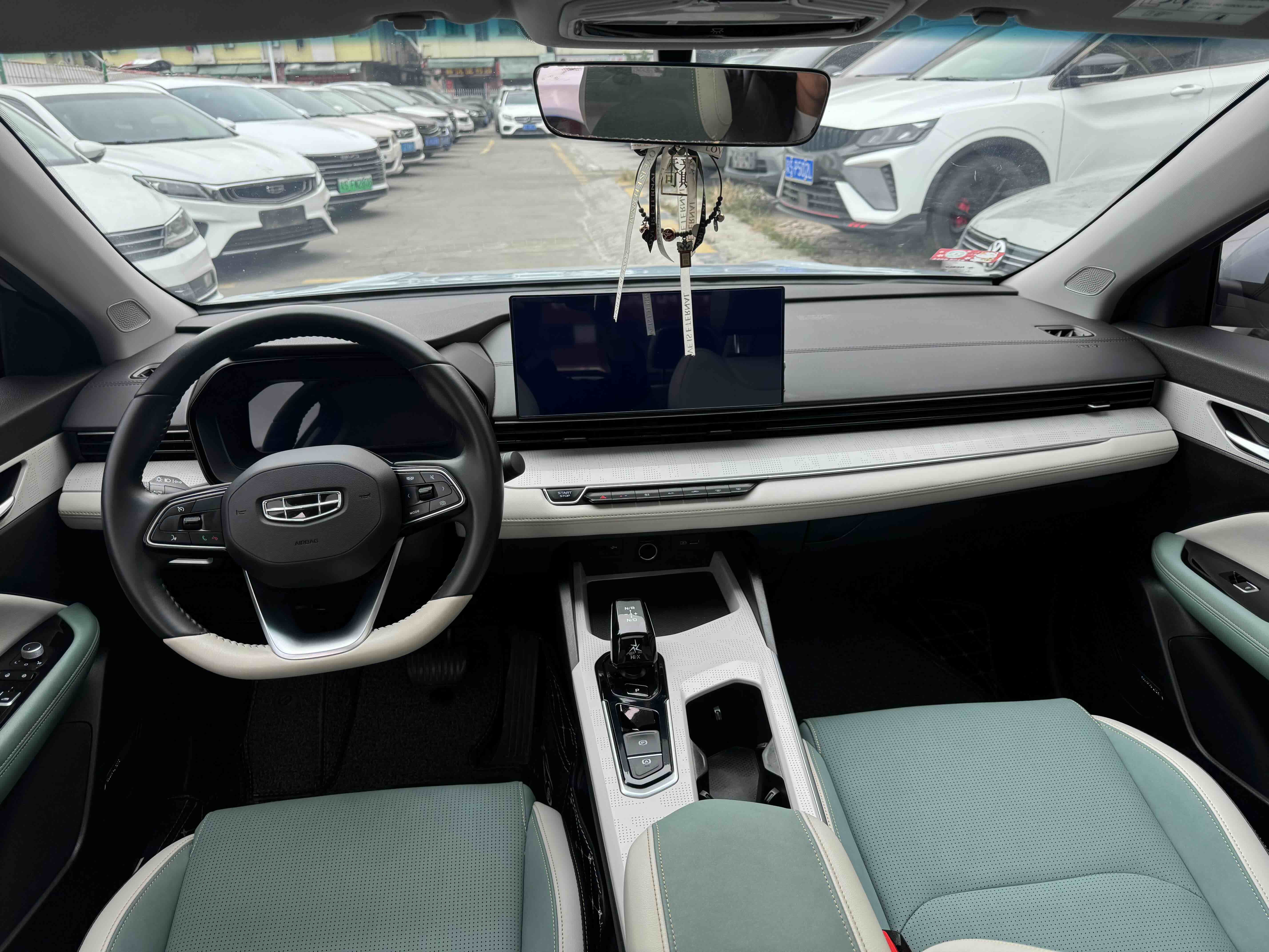 GEELY Emgrand L 2022 car image #8