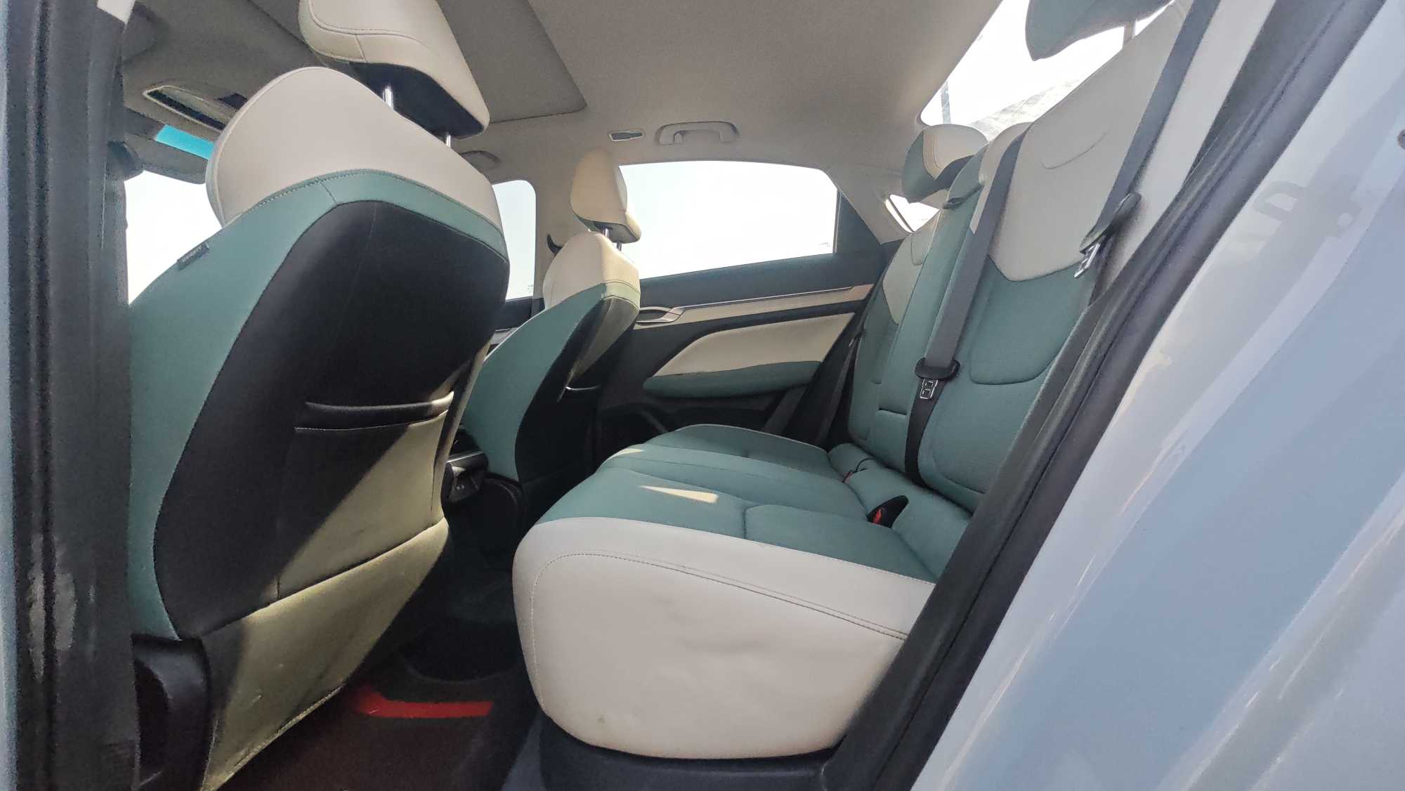GEELY 2022 car image #8
