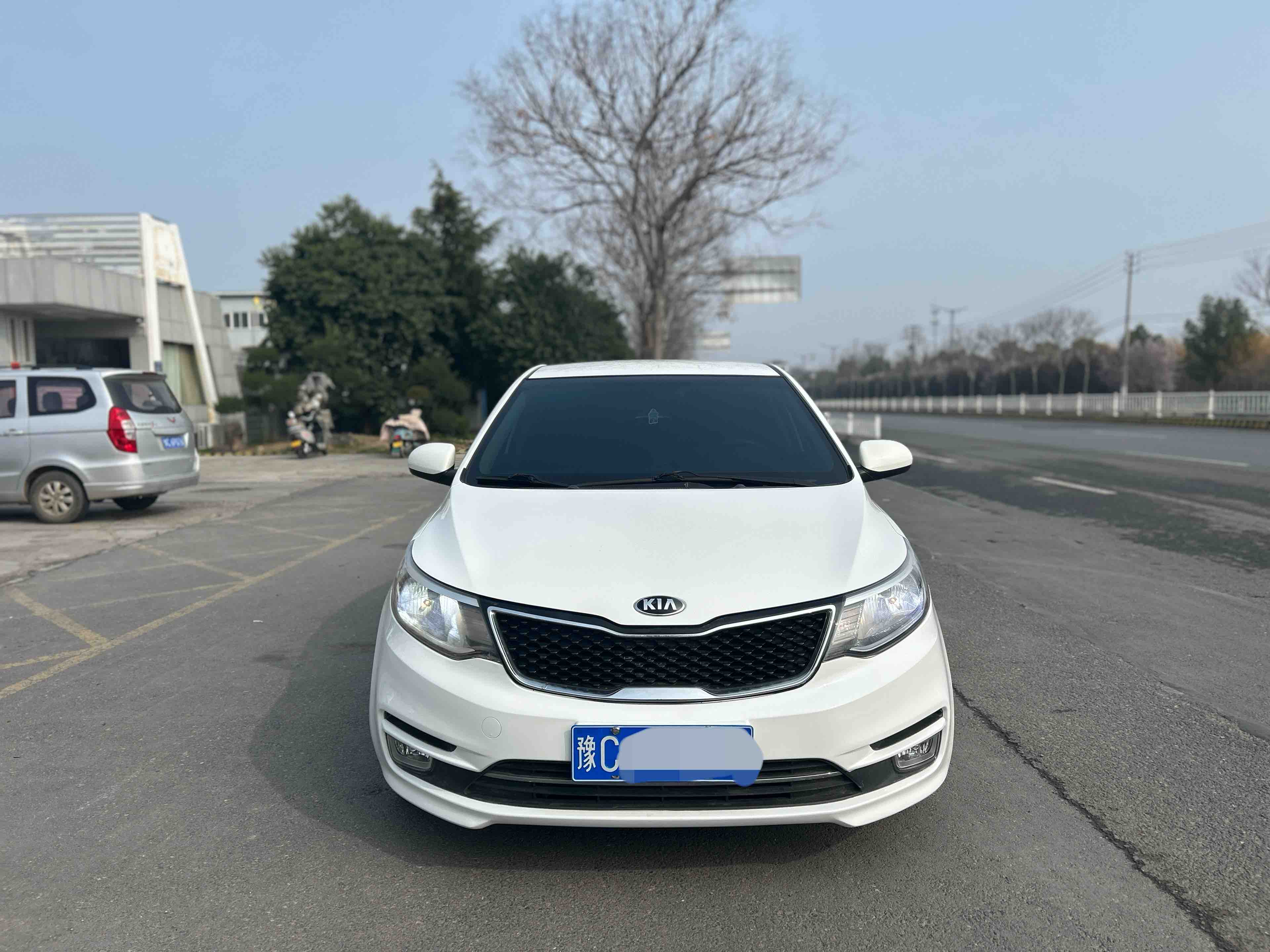 起亚 起亚K2 2016 汽车图片 #8