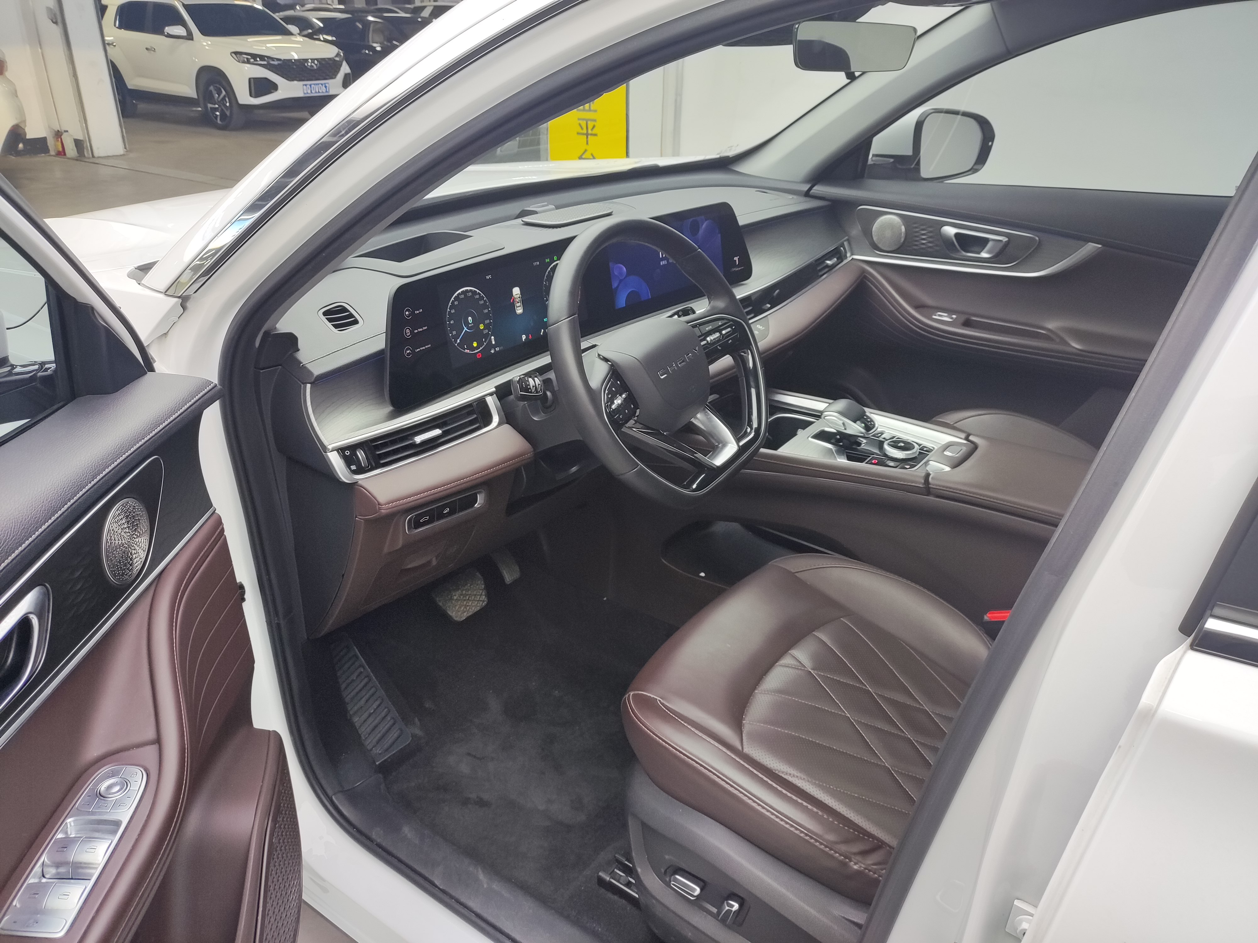 Chery 2023 car image #8