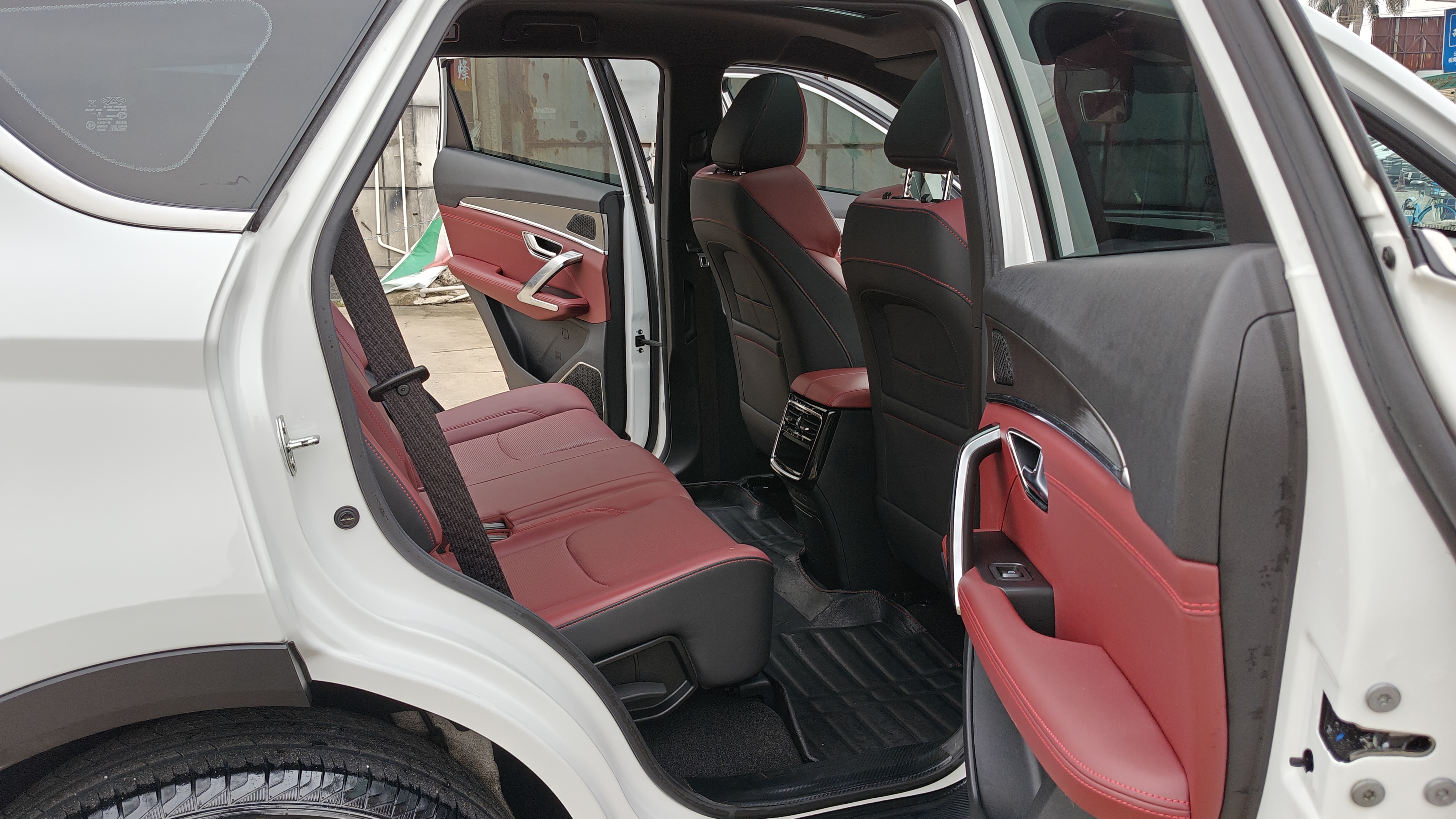 X70 PLUS 2022 #8 X70 PLUS 2022 car image #8