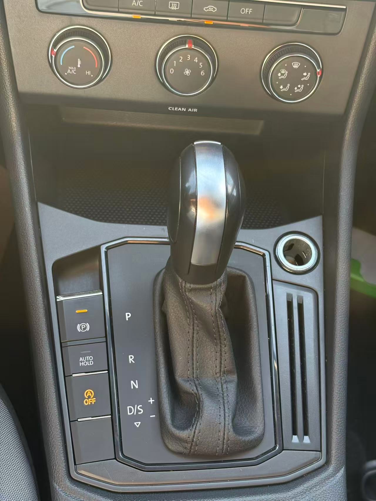 Volkswagen Lavida 2022 car image #8