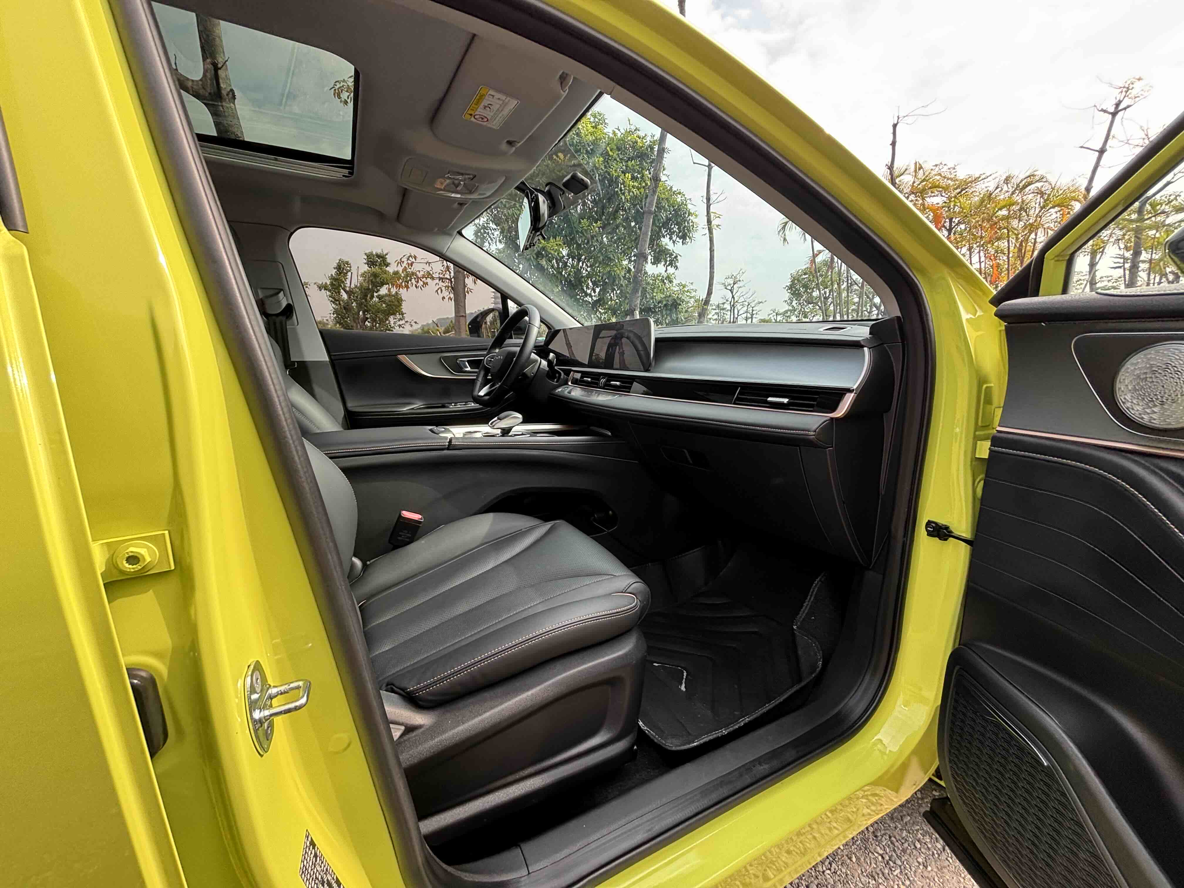 Chery Omoda 2023 car image #8