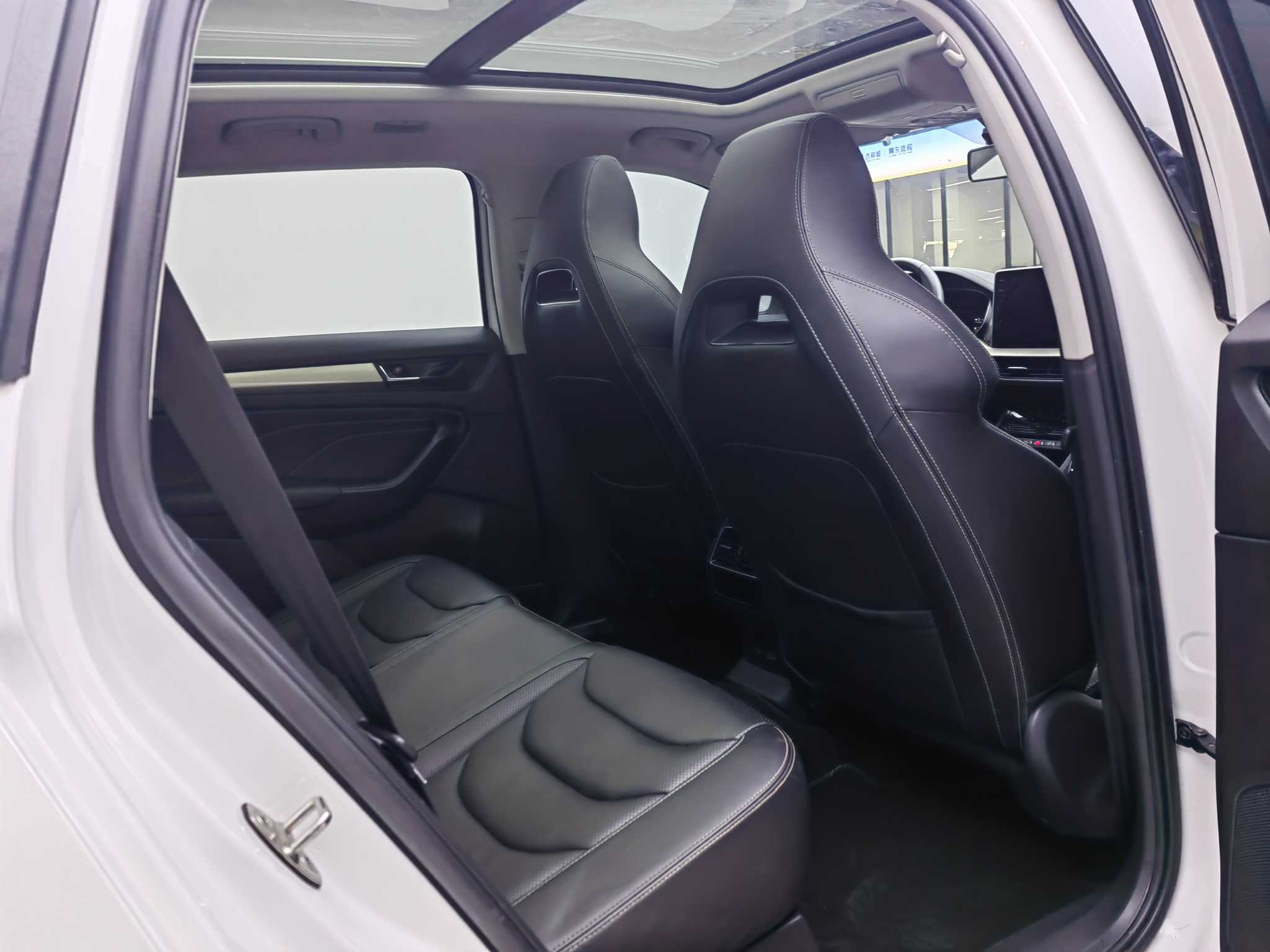 Skoda Kodiaq 2022 #8 Skoda Kodiaq 2022 car image #8