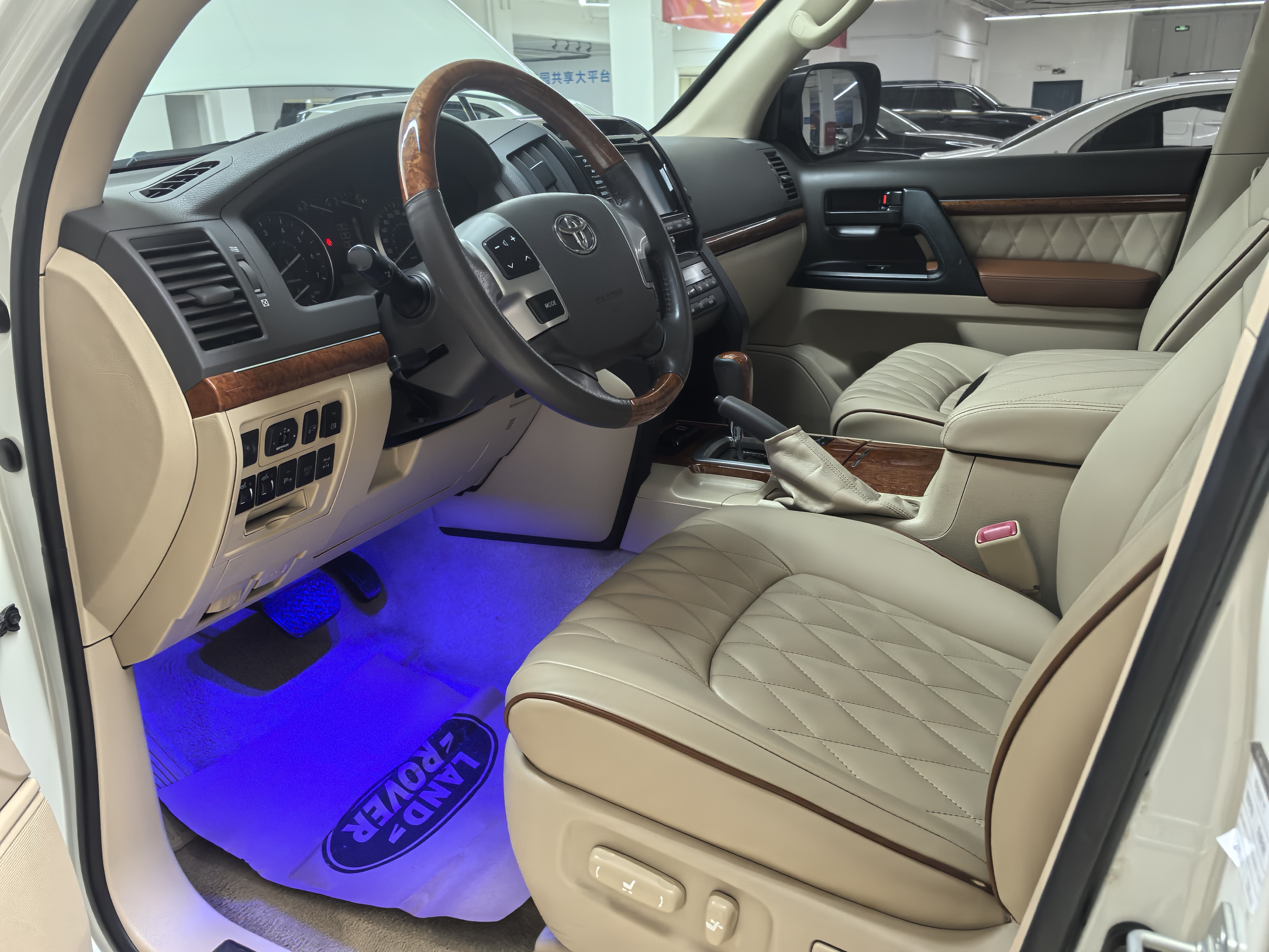 Toyota 2015 #8 Toyota 2015 car image #8
