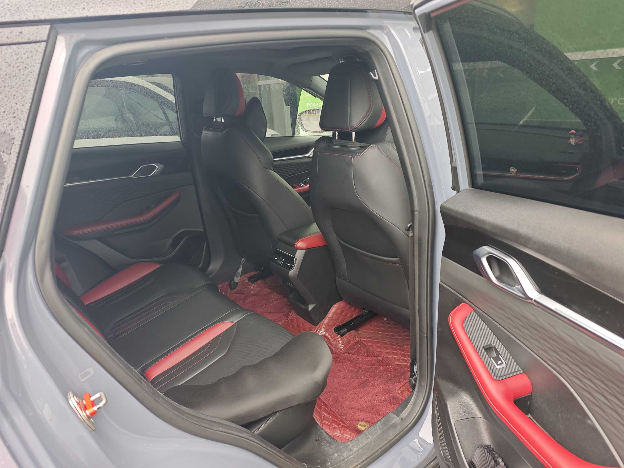 GEELY Coolray 2023 car image #8