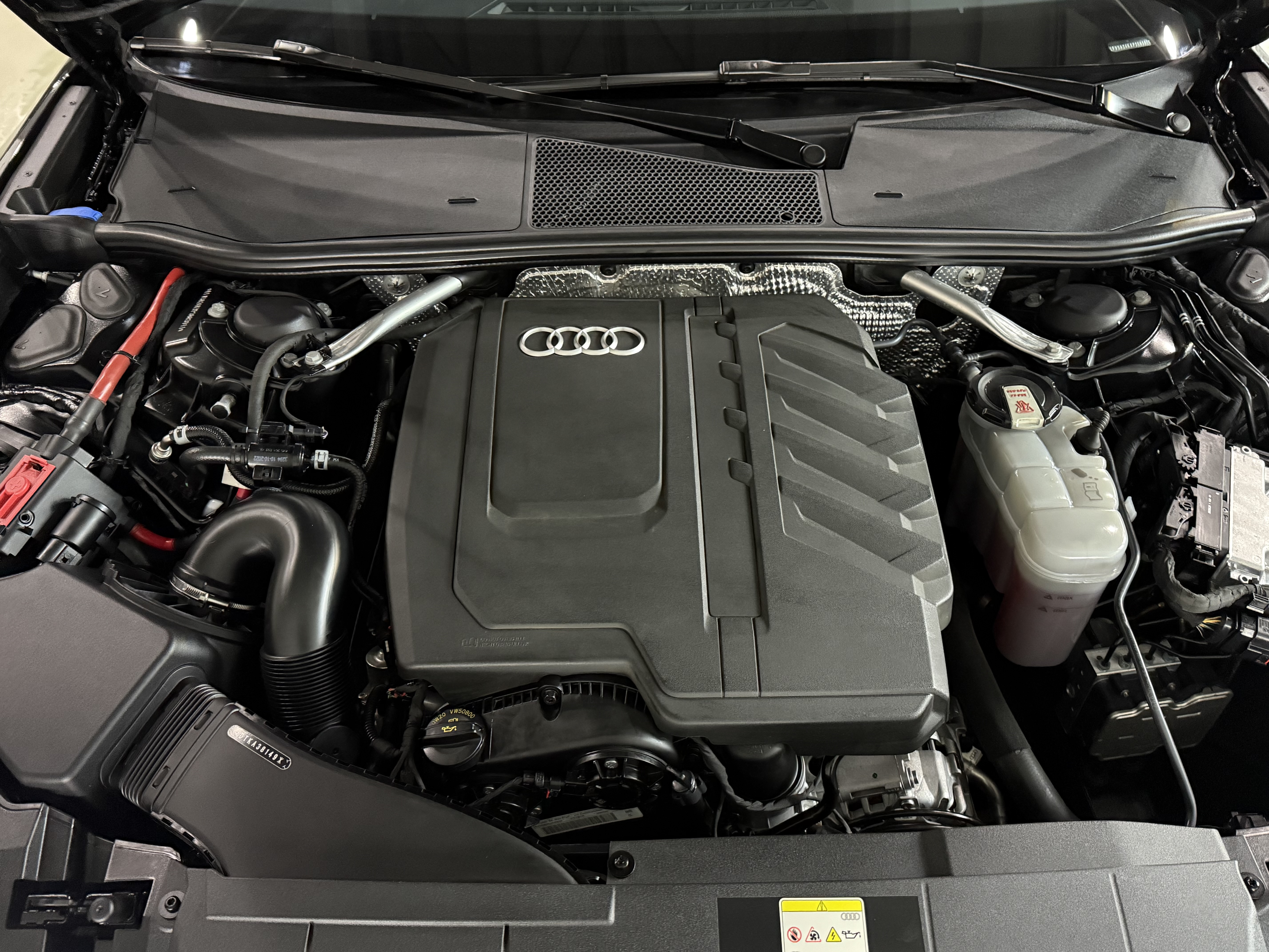 Audi A6L 2023 #8 Audi A6L 2023 car image #8