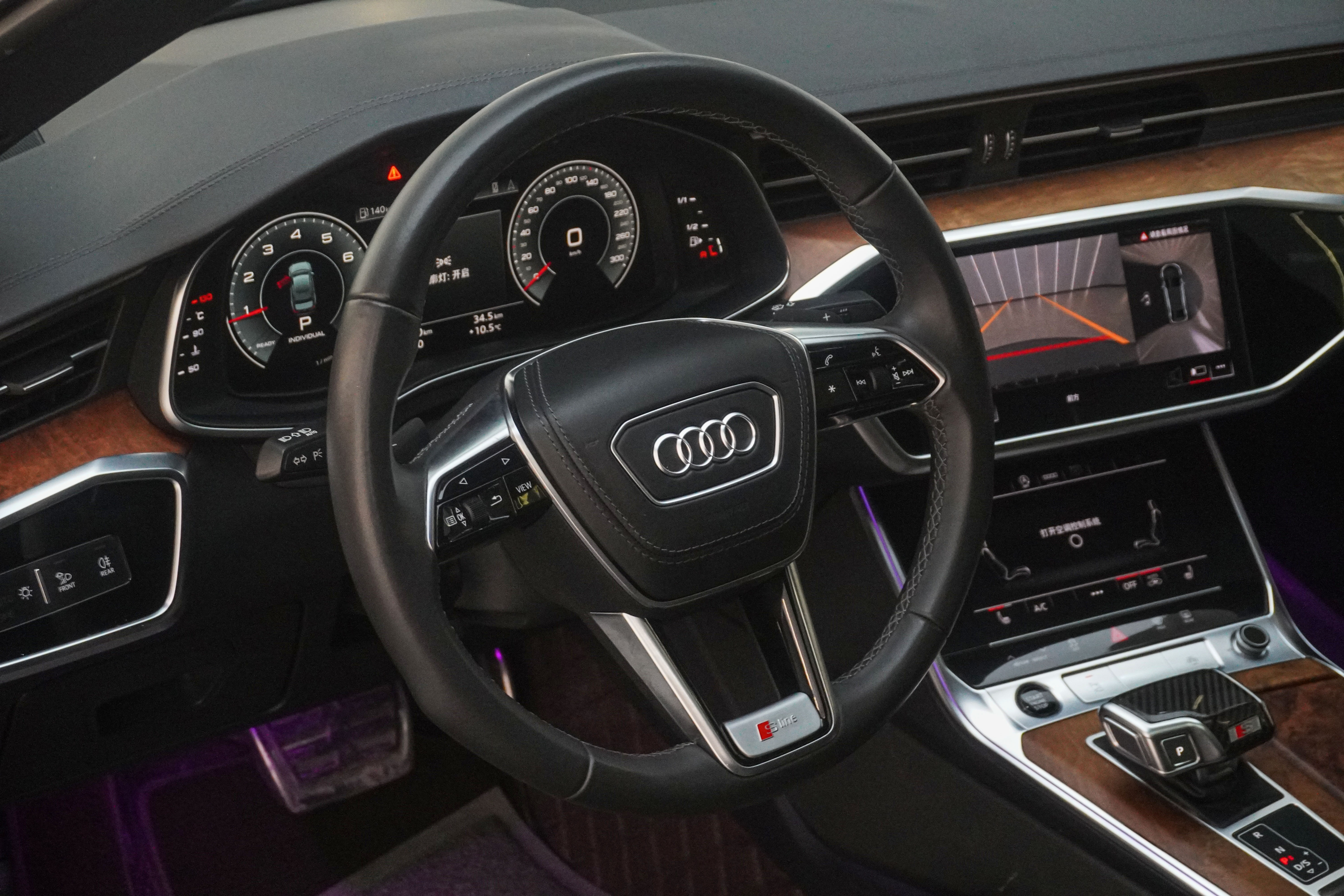 Audi A6L 2022 car image #8
