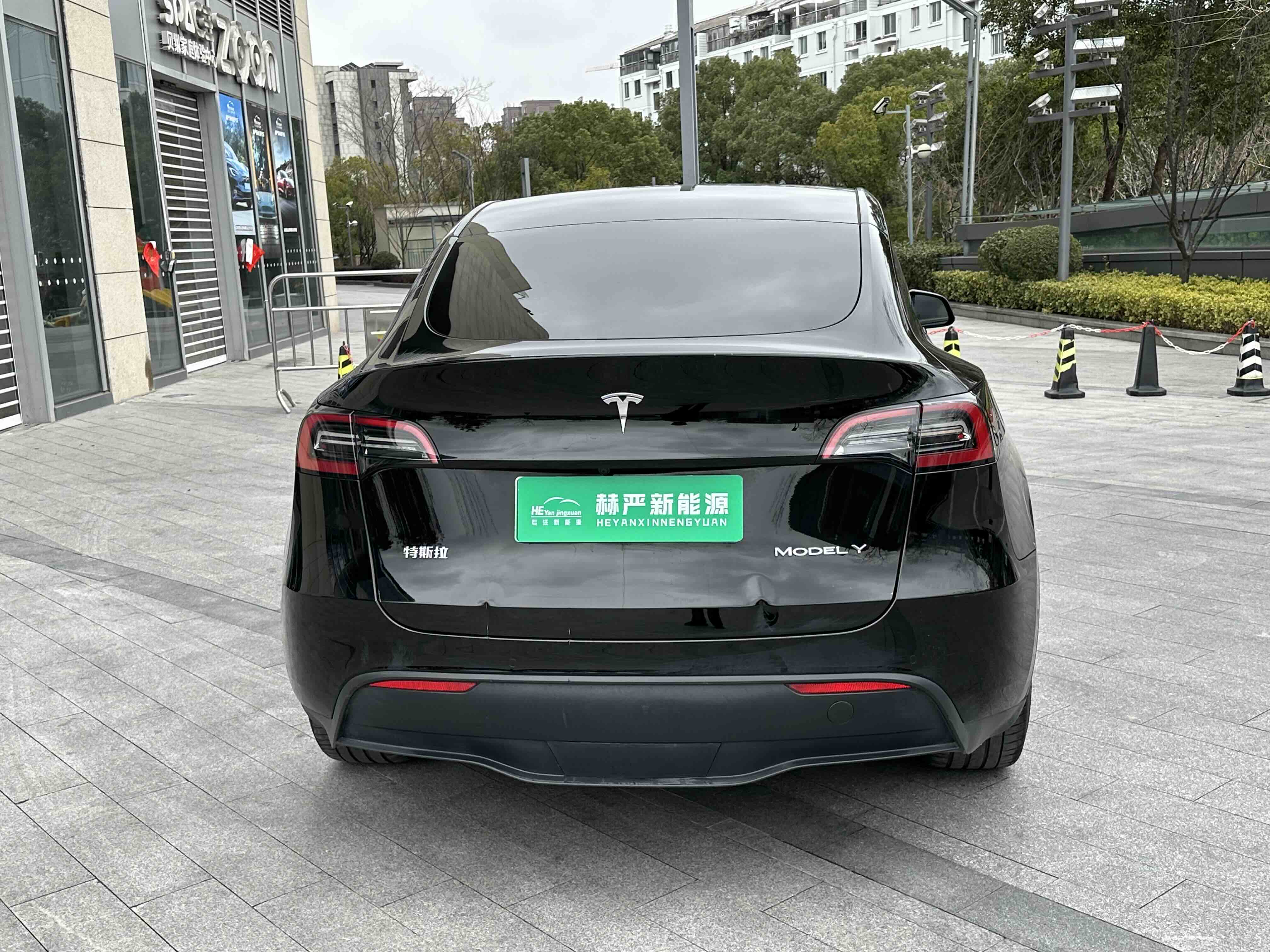 特斯拉 Model Y 2022 汽车图片 #8