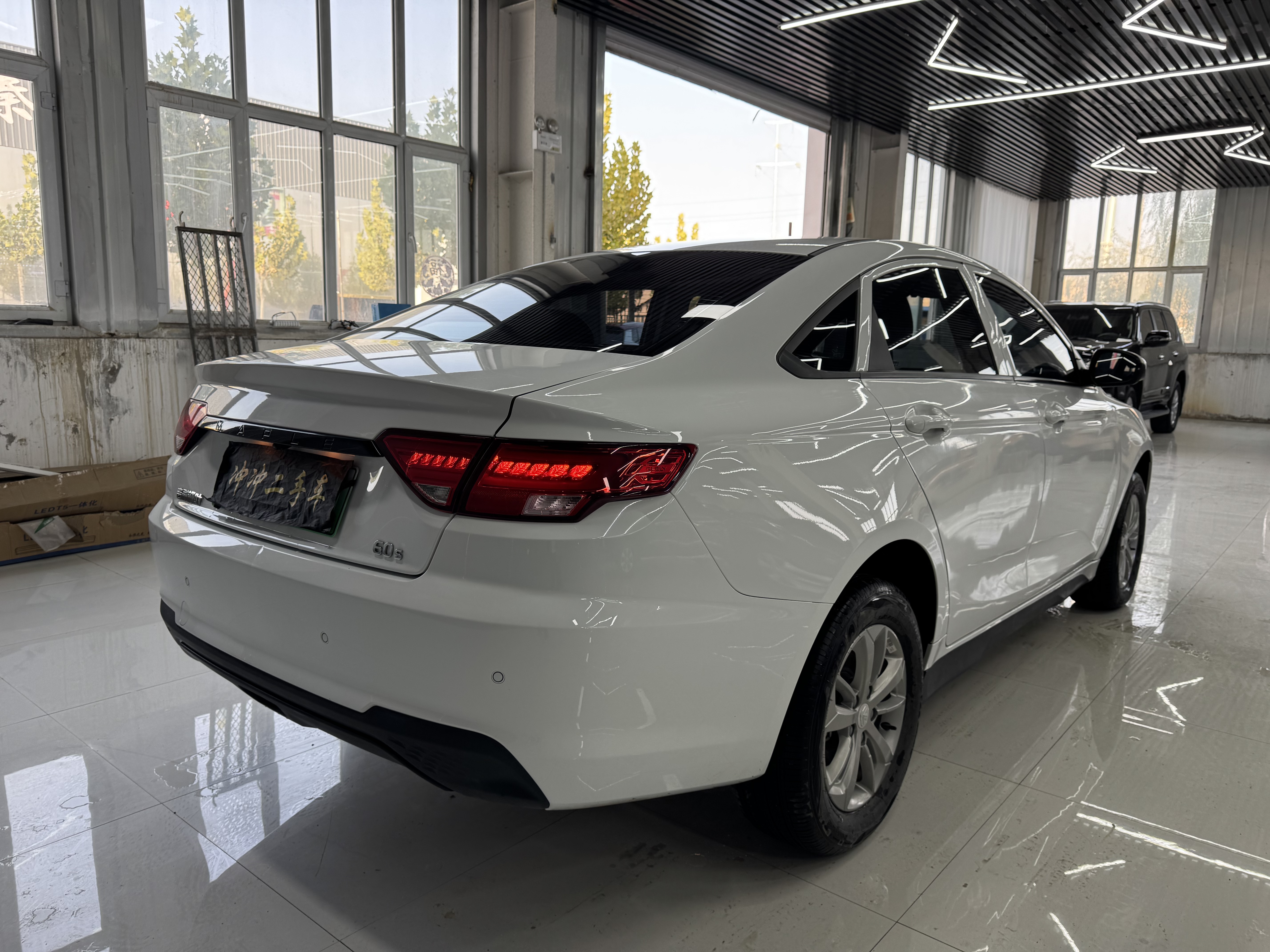 Livan Maple 60S 2022 imagen de coche #8