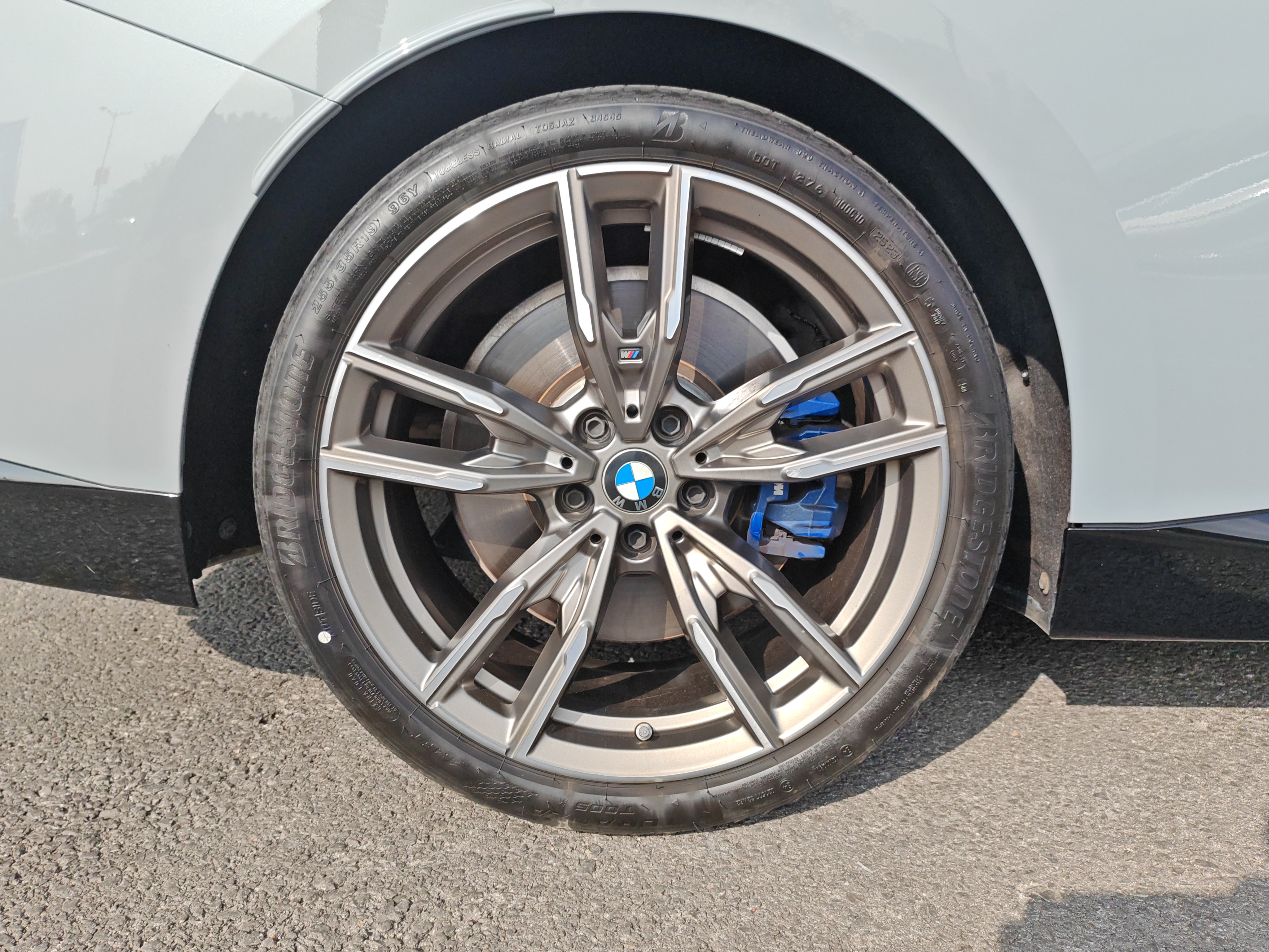 BMW M240i 2024 immagine di auto #8