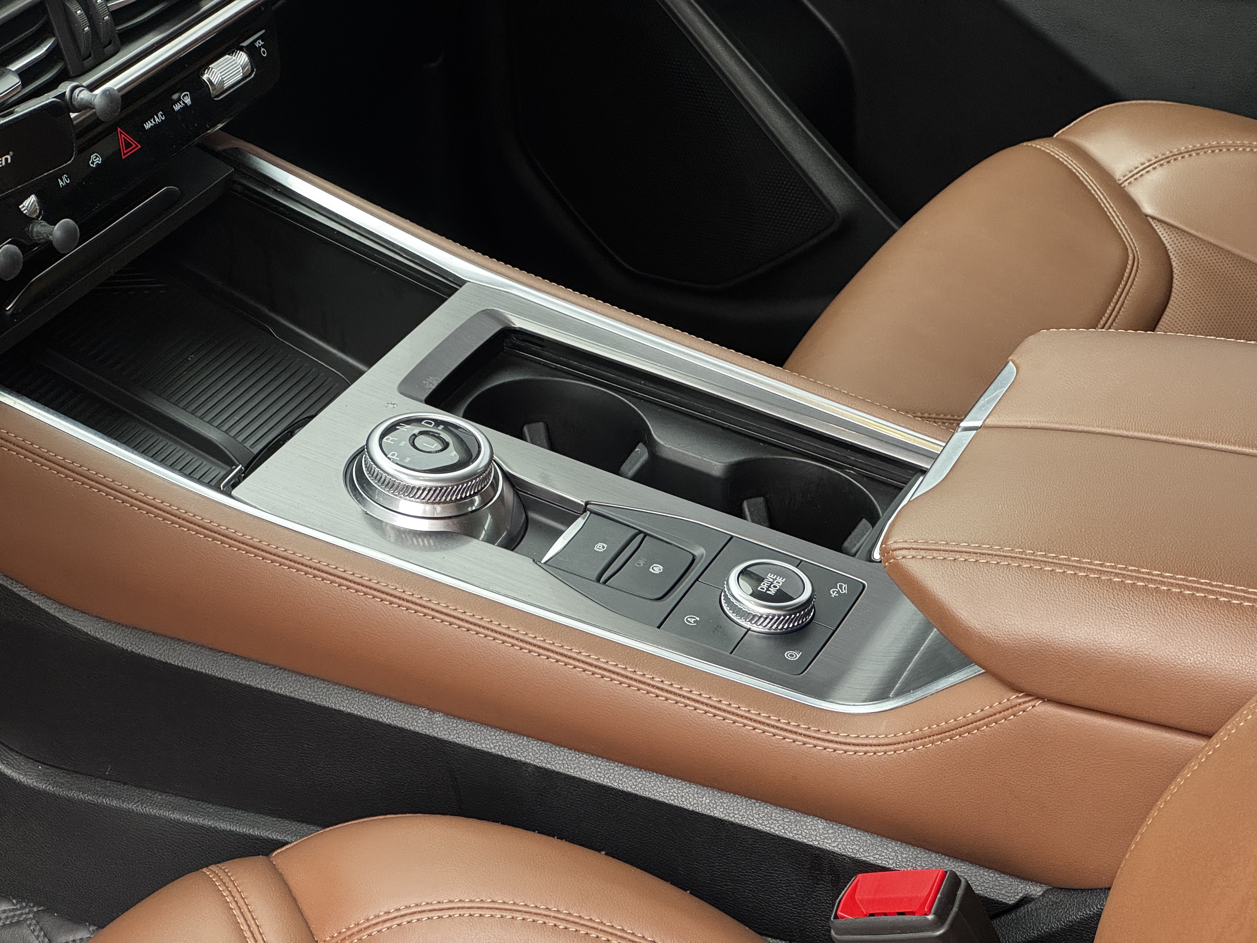 Ford Explorer 2024 صورة سيارة #8