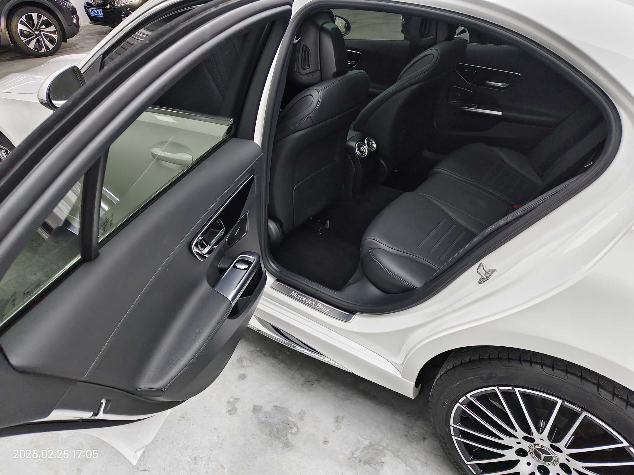 Mercedes-Benz C Class 2023 #8 Mercedes-Benz C Class 2023 car image #8