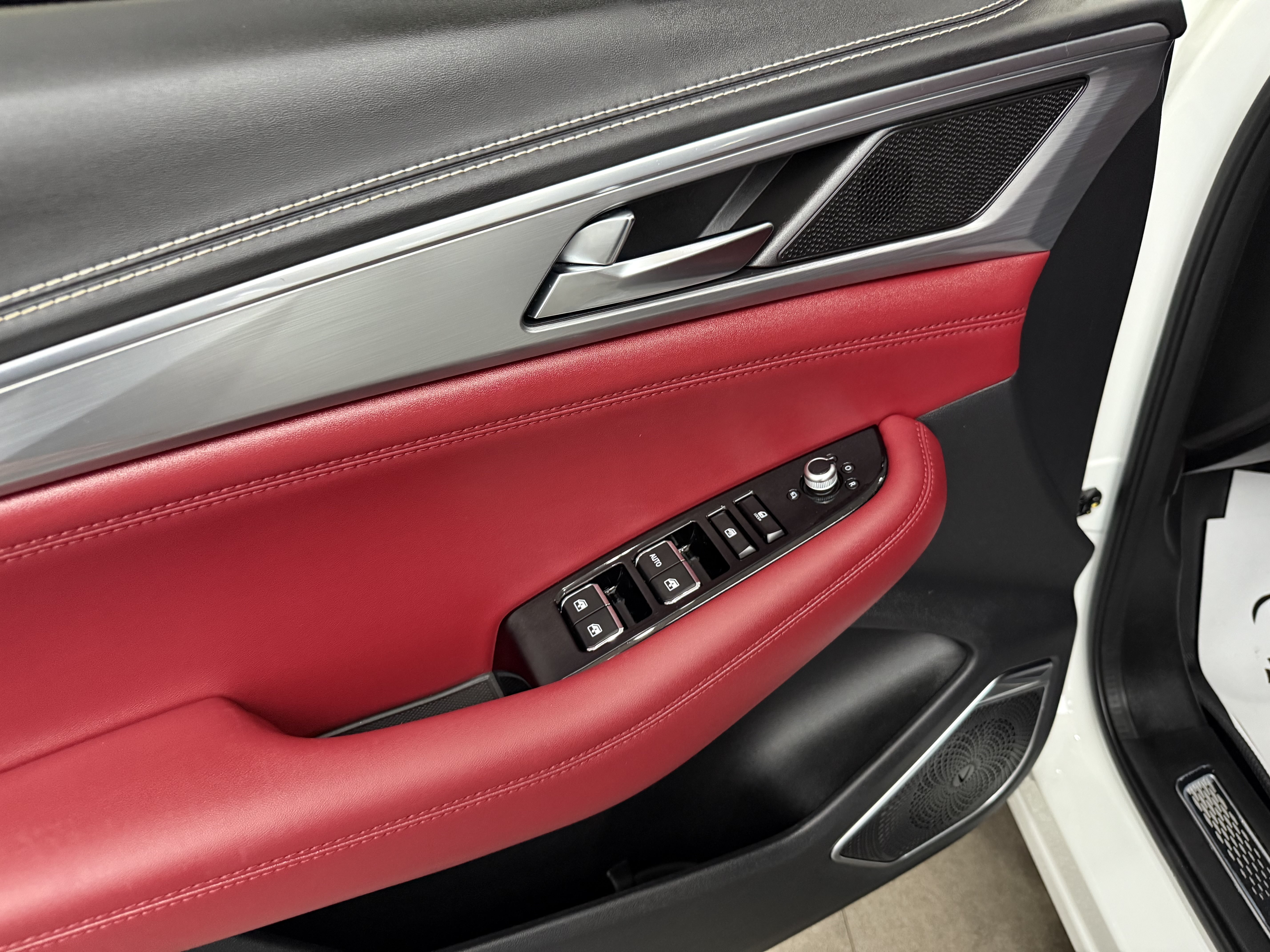 Changan CS85 Coupe 2023 immagine di auto #8