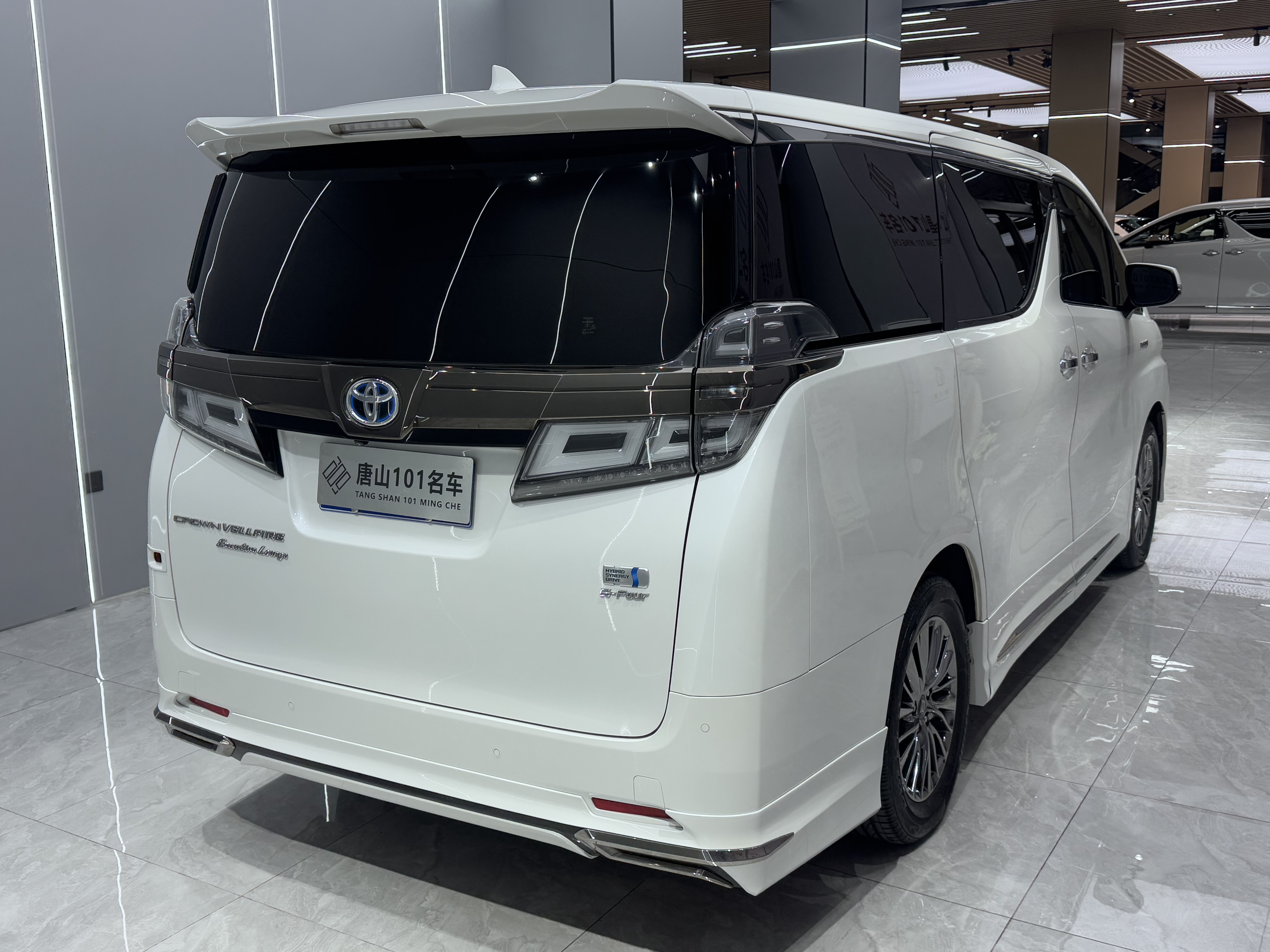 Toyota Vellfire 2023 immagine di auto #8