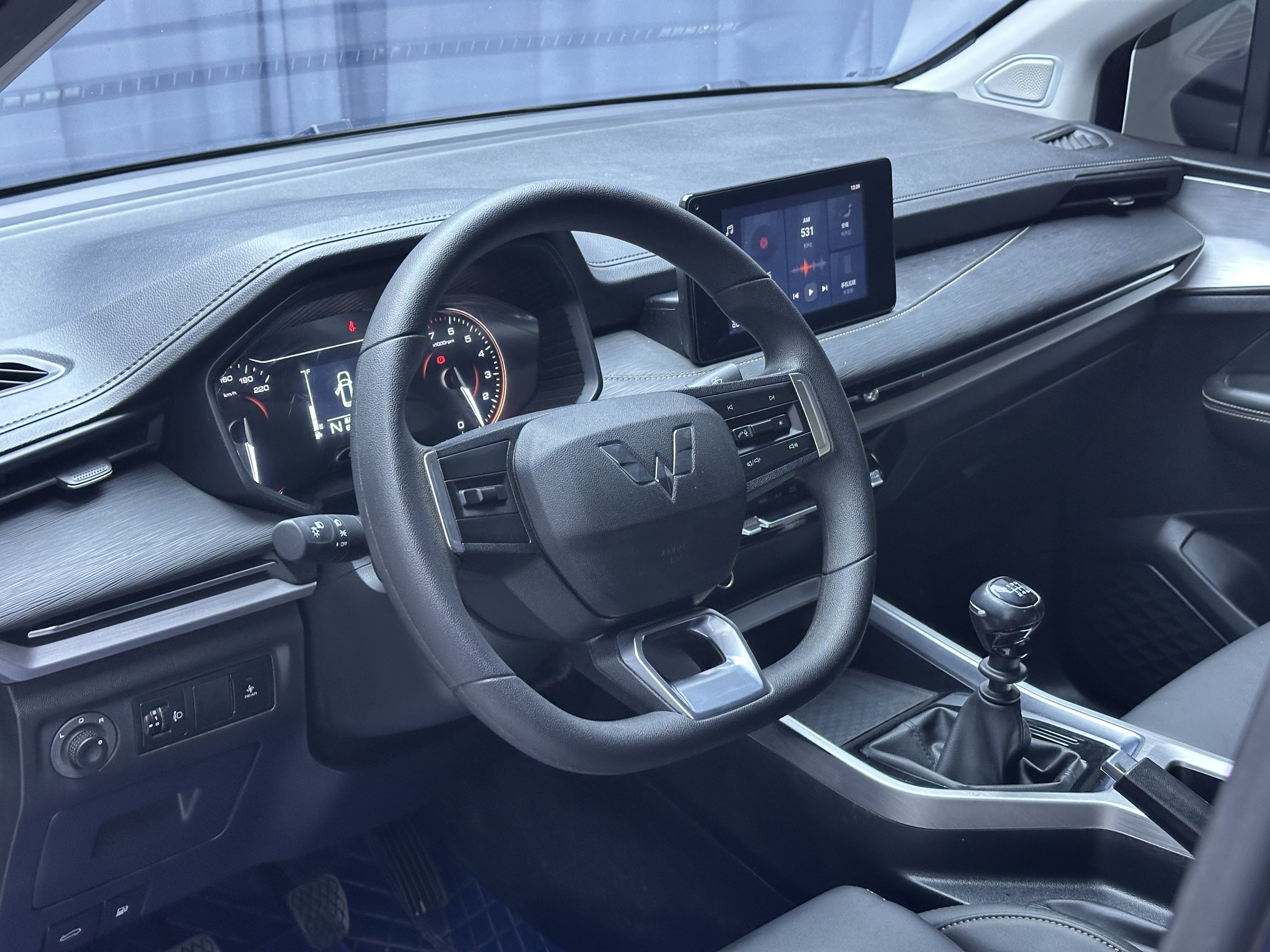 五菱汽车 五菱佳辰 2023 #8 五菱汽车 五菱佳辰 2023 汽车图片 #8