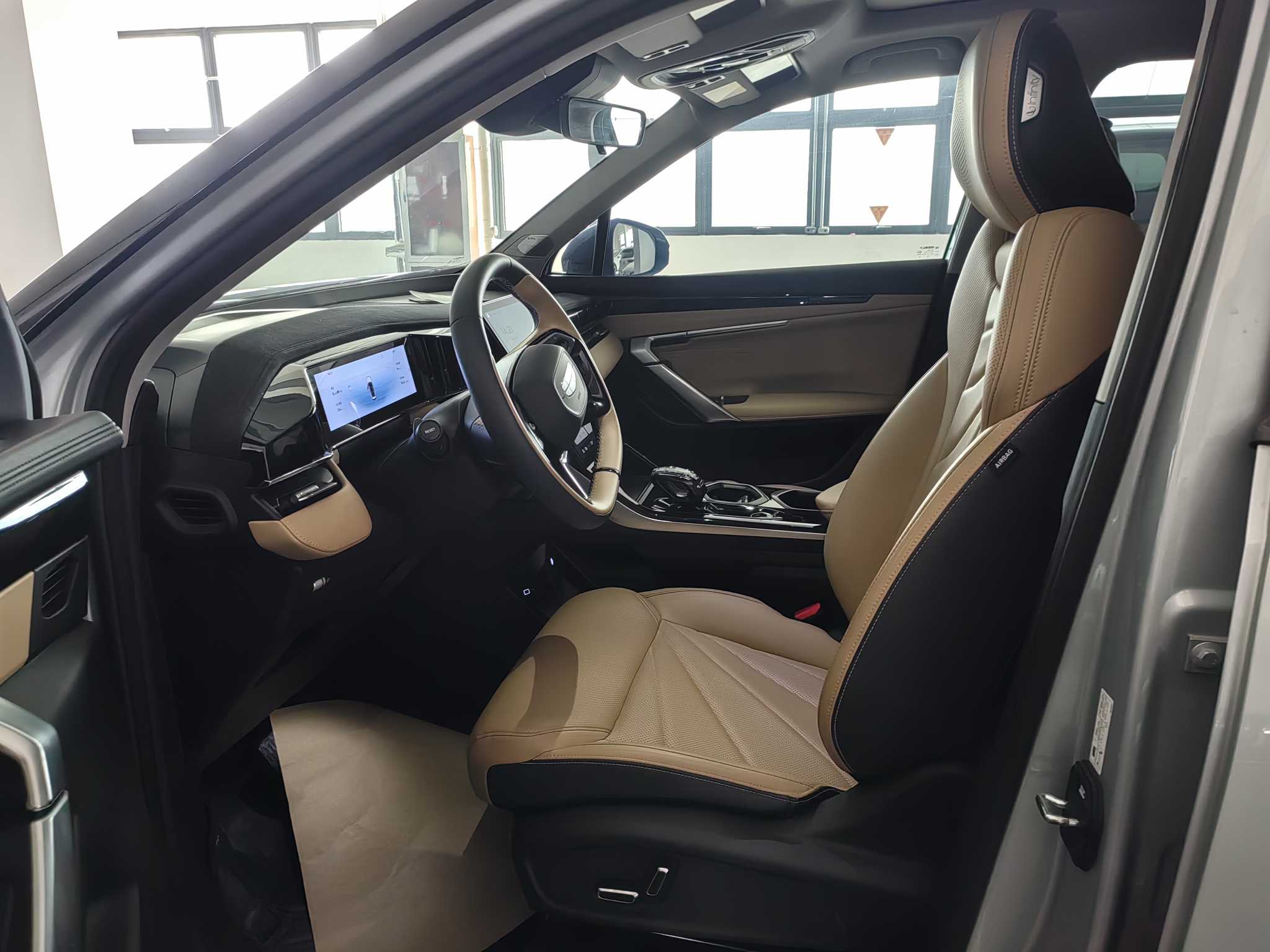 GEELY Boyue L 2023 car image #8