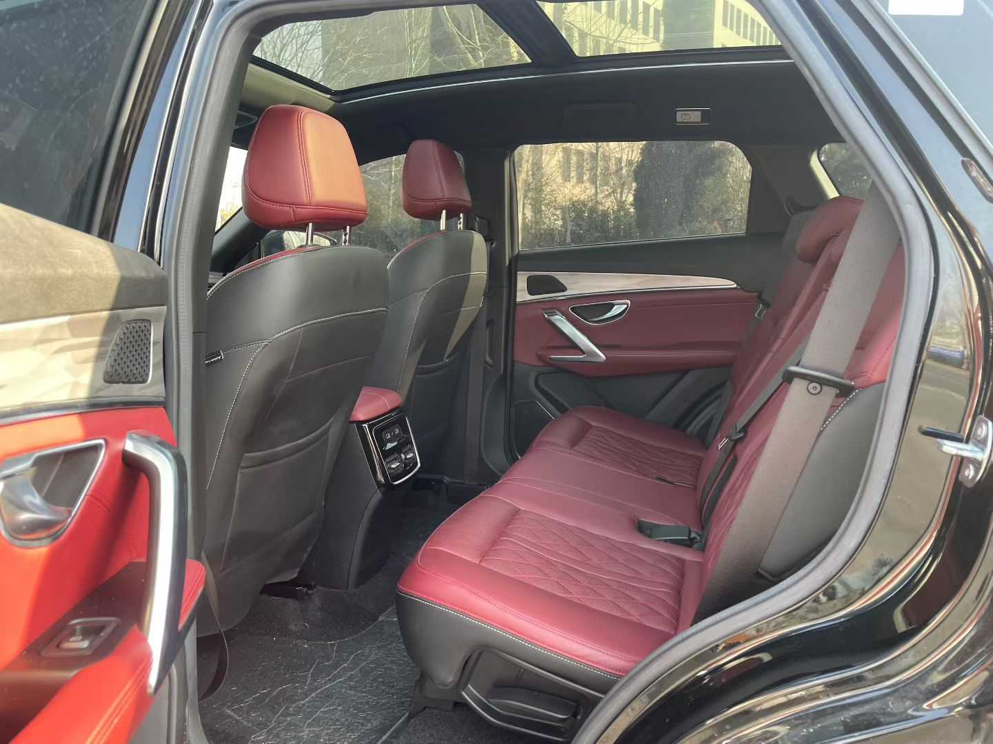 Jetour X70 PLUS 2023 car image #8